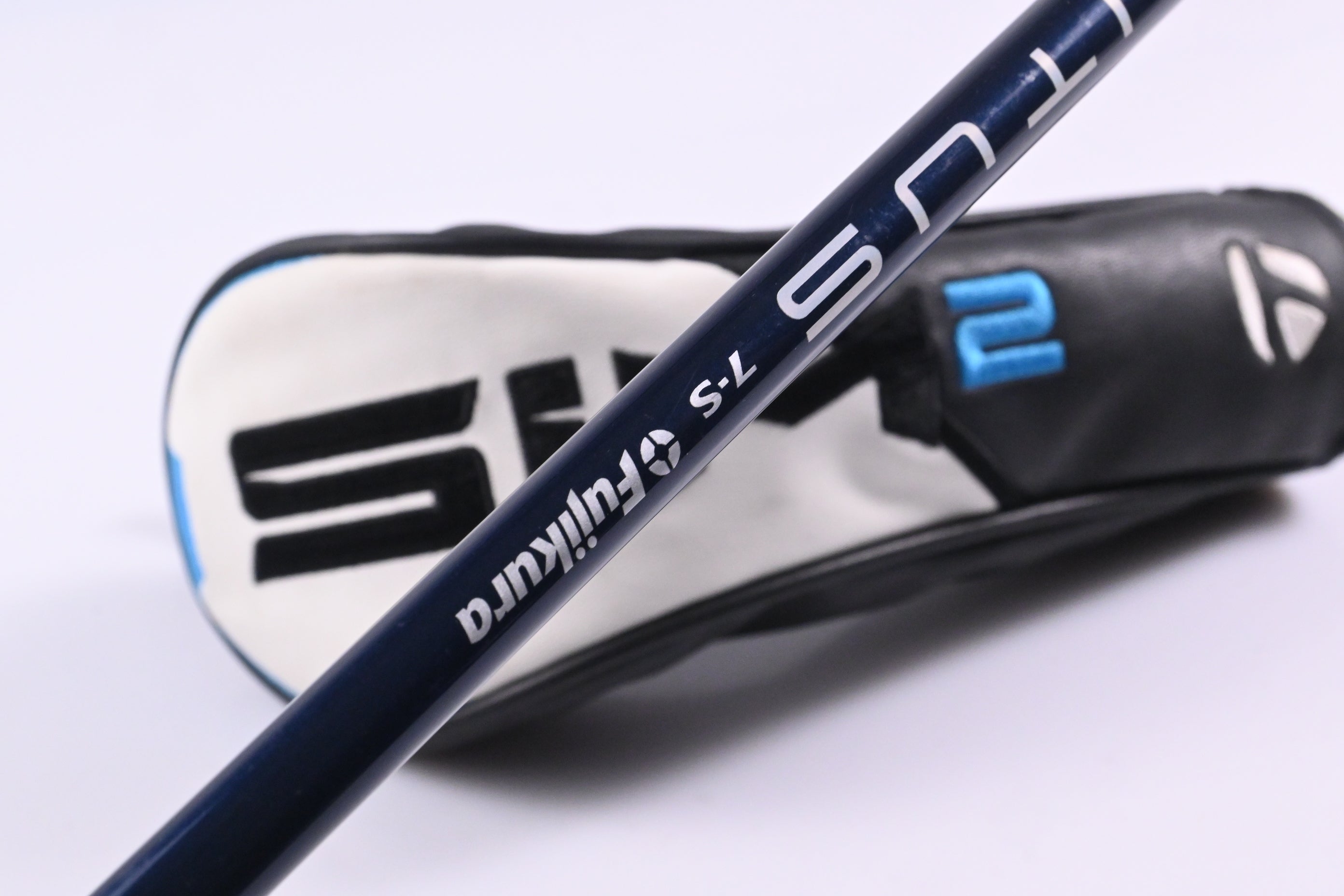 Taylormade SIM2 Max #3 Hybrid / 19 Degree / Stiff Flex Ventus Blue 7 Shaft