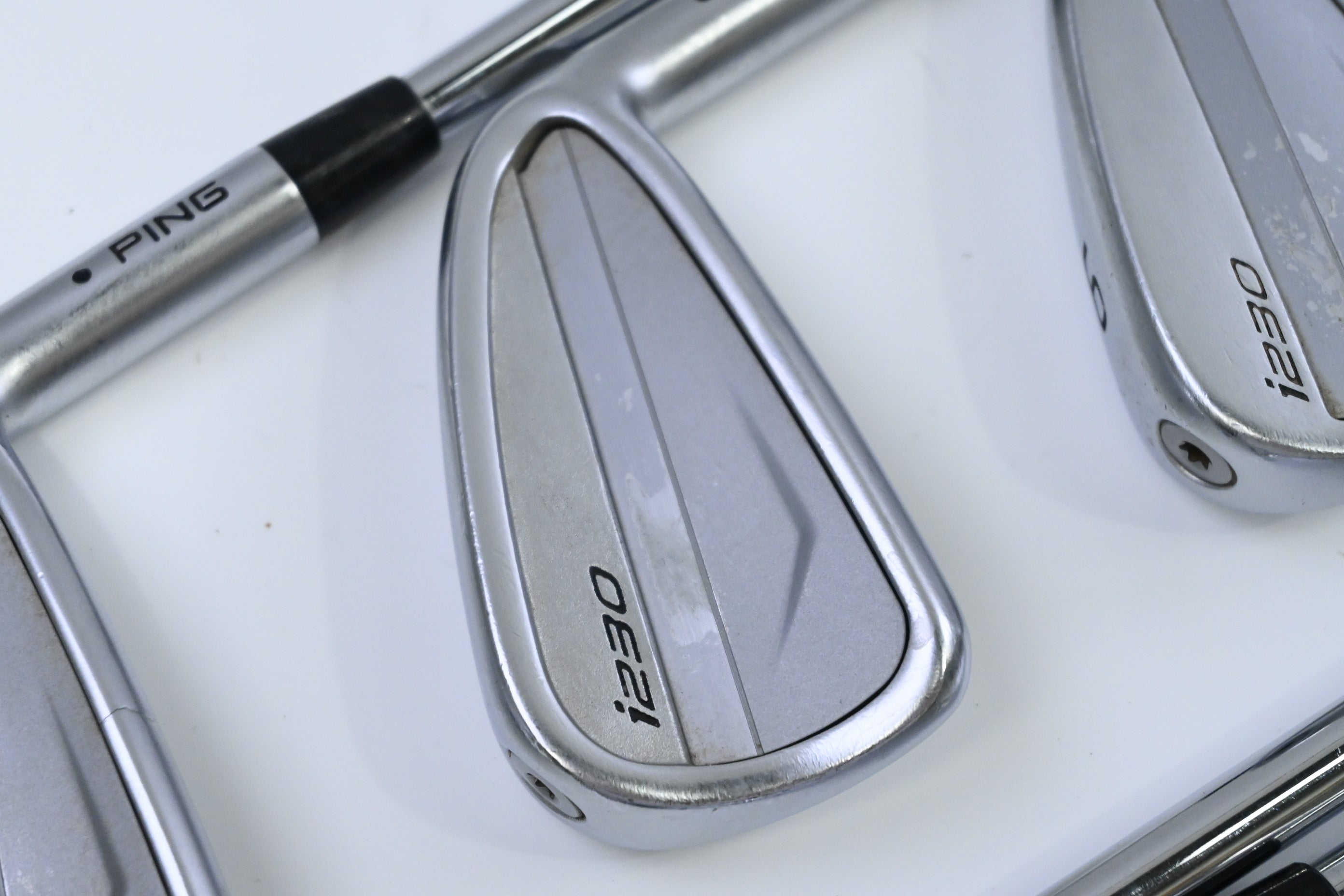 Ping i230 Irons / 4-PW / Black Dot / Stiff Flex Dynamic Gold 120 S300 Shafts