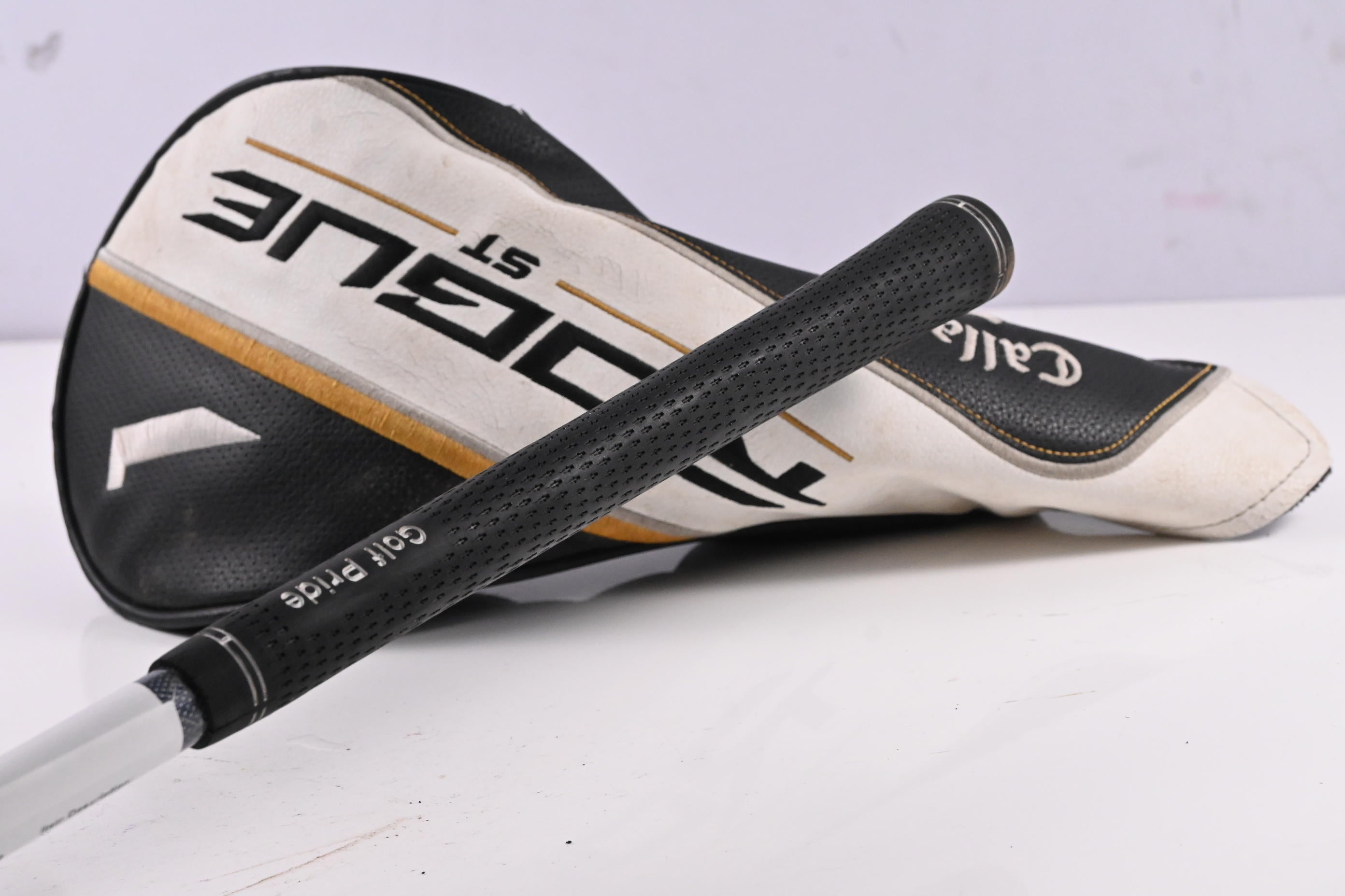 Left Hand Callaway Rogue ST MAX Driver / 10.5 Degree / Stiff Flex Tensei AV Blue