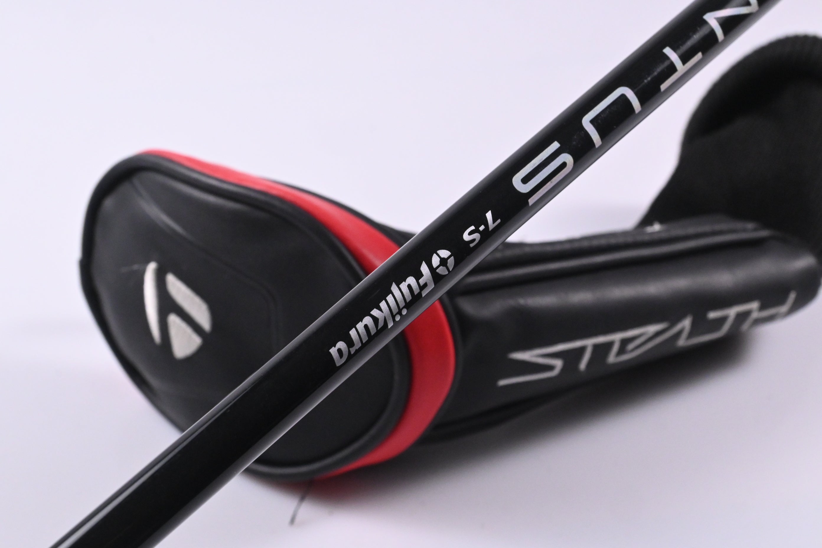Taylormade Stealth #3 Hybrid / 19 Degree / Stiff Flex Ventus Red 7 Shaft