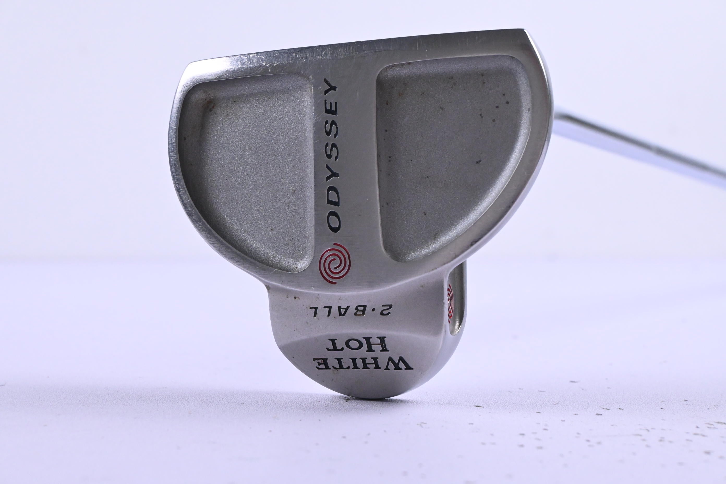 Odyssey White Hot 2-Ball Putter / 35 Inches