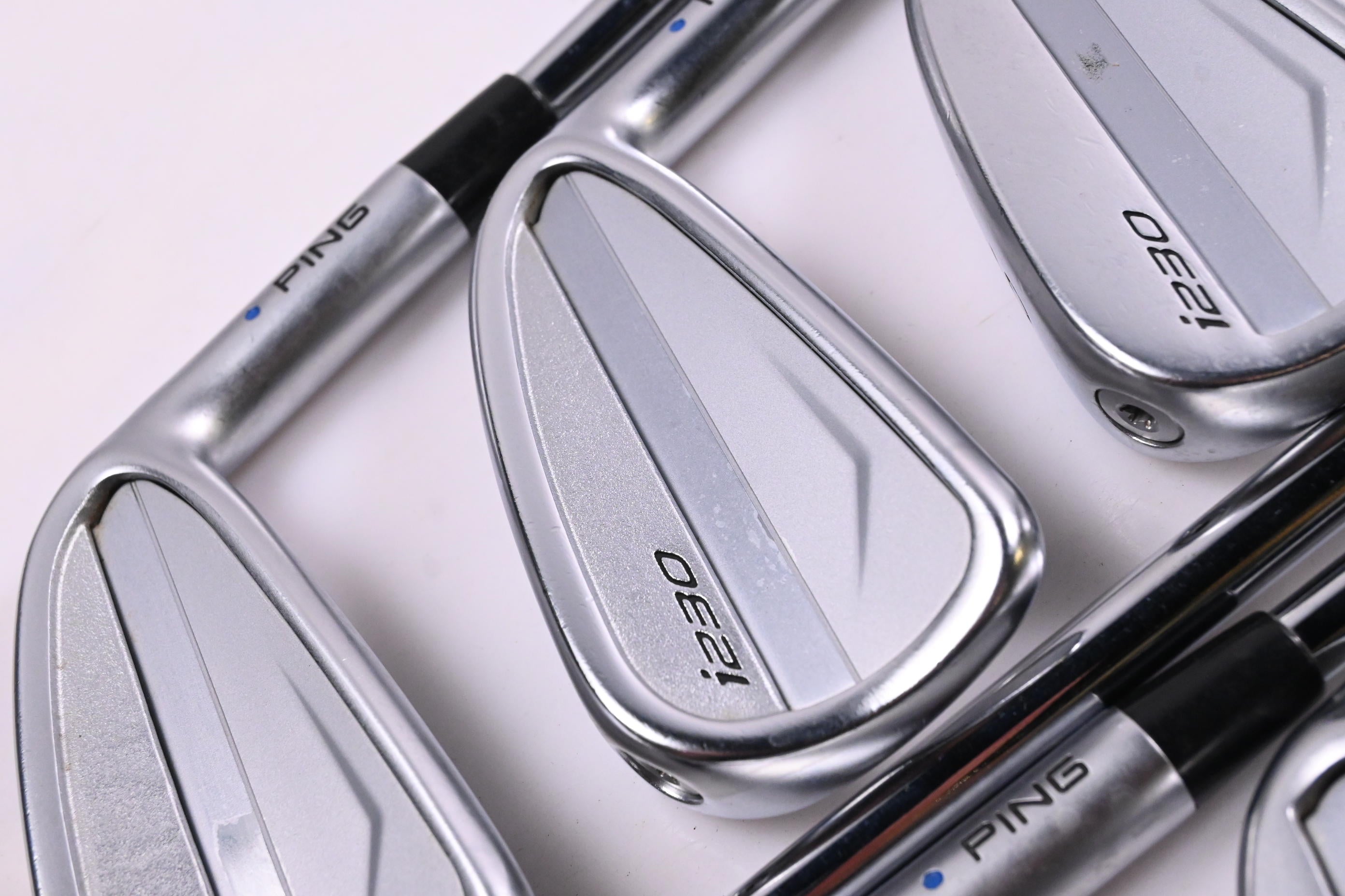 Ping i230 Irons / 4-PW / Blue Dot / Stiff Flex Dynamic Gold 105 S300 Shafts