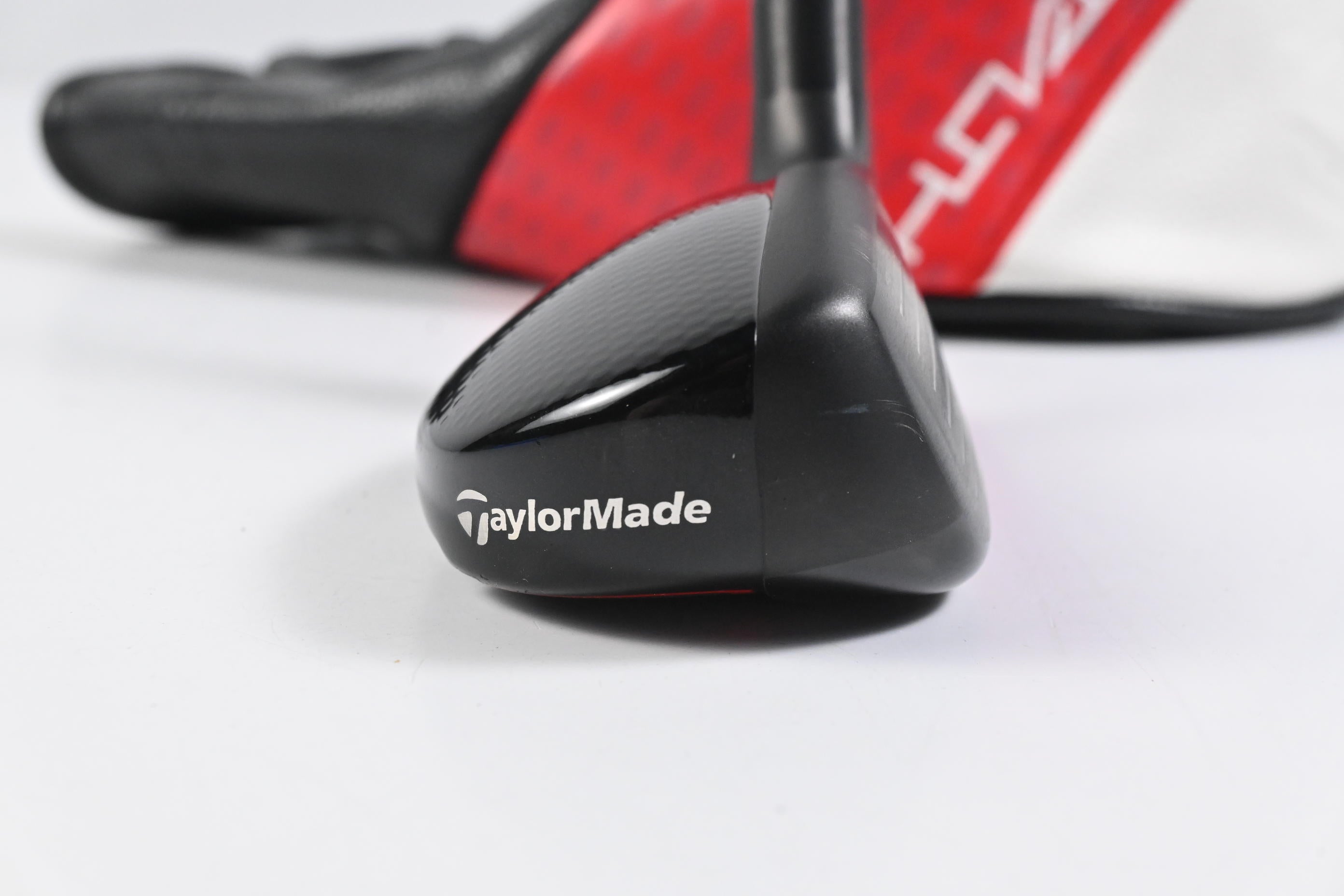 Taylormade Stealth 2 Plus #4 Hybrid / 22 Degree / Stiff Flex Kai'li Red 85 Shaft