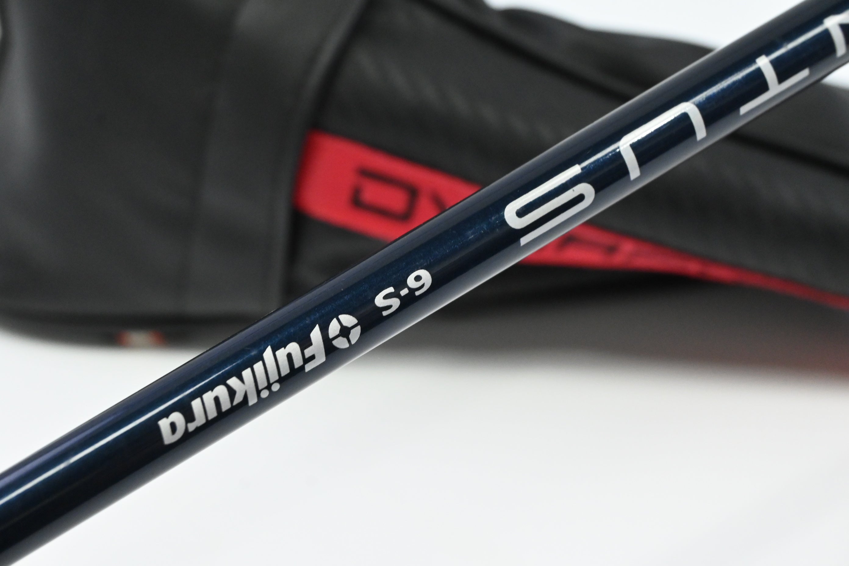 Wilson Dynapower Carbon 2023 Driver / 10.5 Degree / Stiff Flex Ventus Blue 6