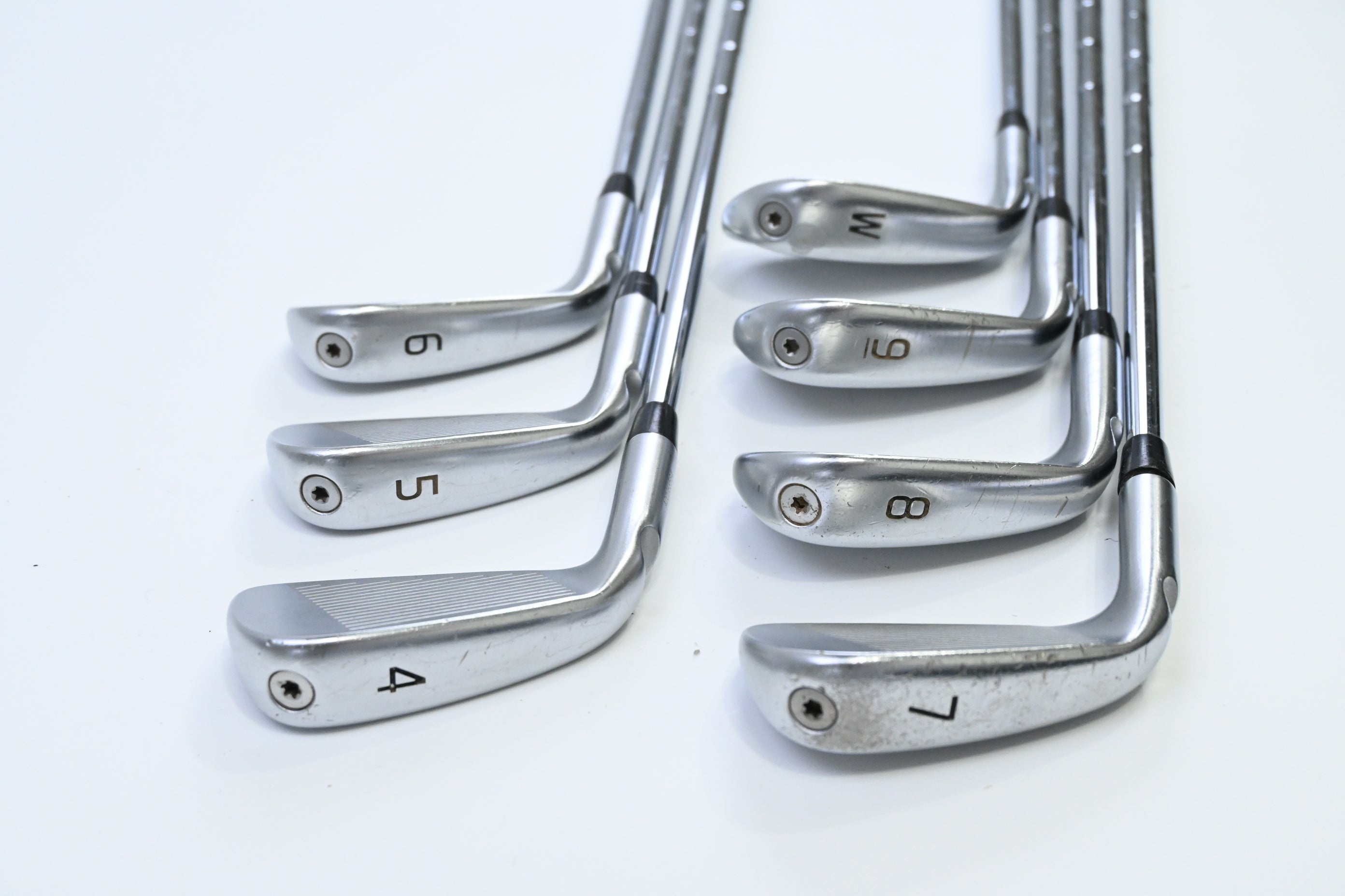 Ping i230 Irons / 4-PW / Black Dot / Stiff Flex Dynamic Gold 120 S300 Shafts