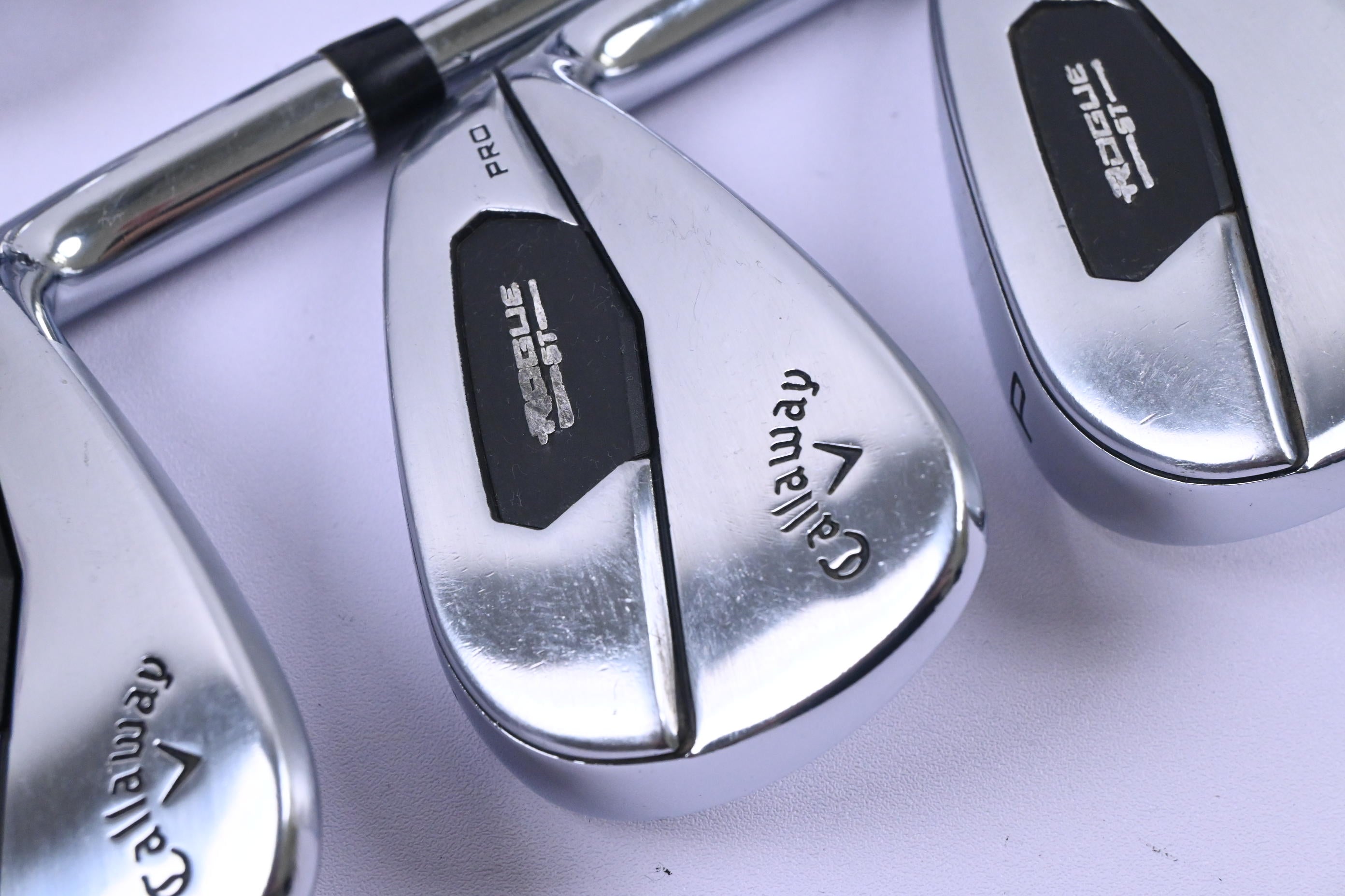 Callaway Rogue ST Pro Irons / 5-PW / Regular Flex Elevate MPH 95 Shafts