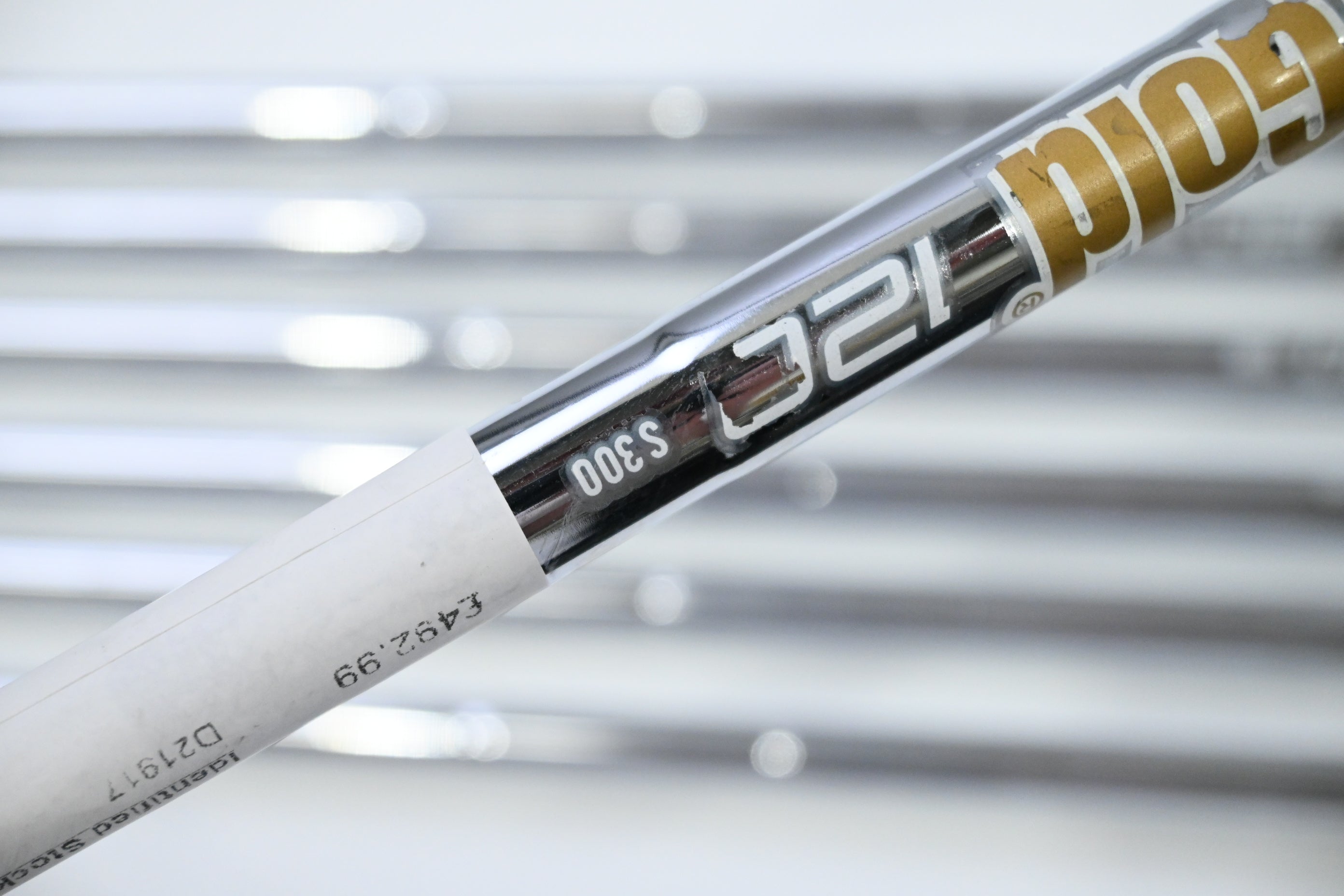 Ping i230 Irons / 4-PW / Black Dot / Stiff Flex Dynamic Gold 120 S300 Shafts