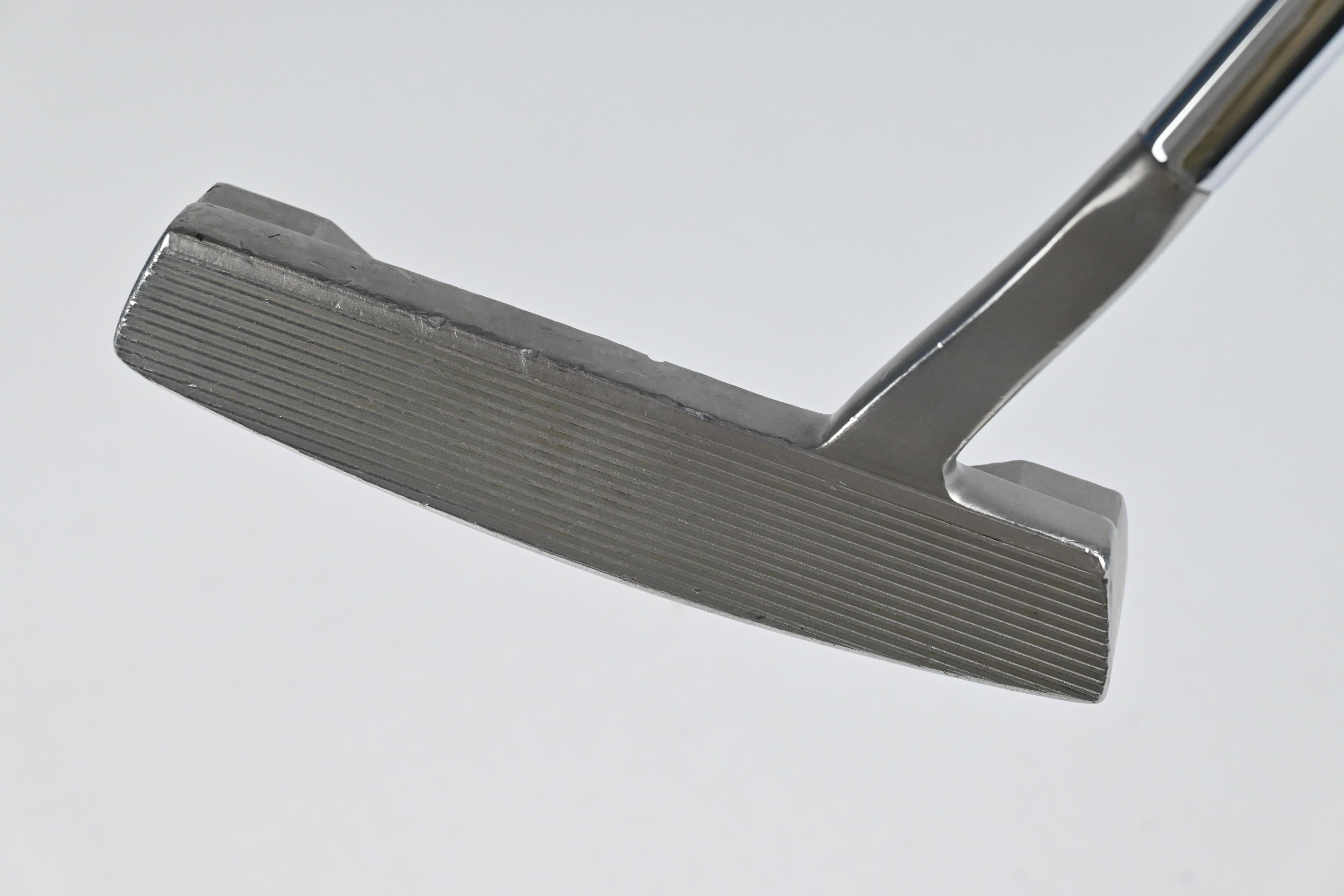 Rife Island Series Montserrat Putter / 35 Inch