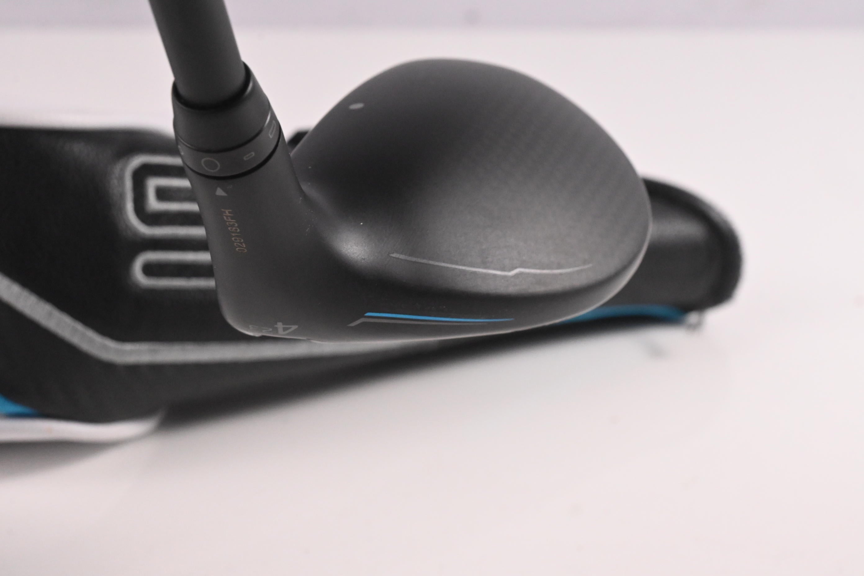 Ping G440 #4 Hybrid / 23 Degree / Regular Flex Ping Alta CB Blue 70 Shaft
