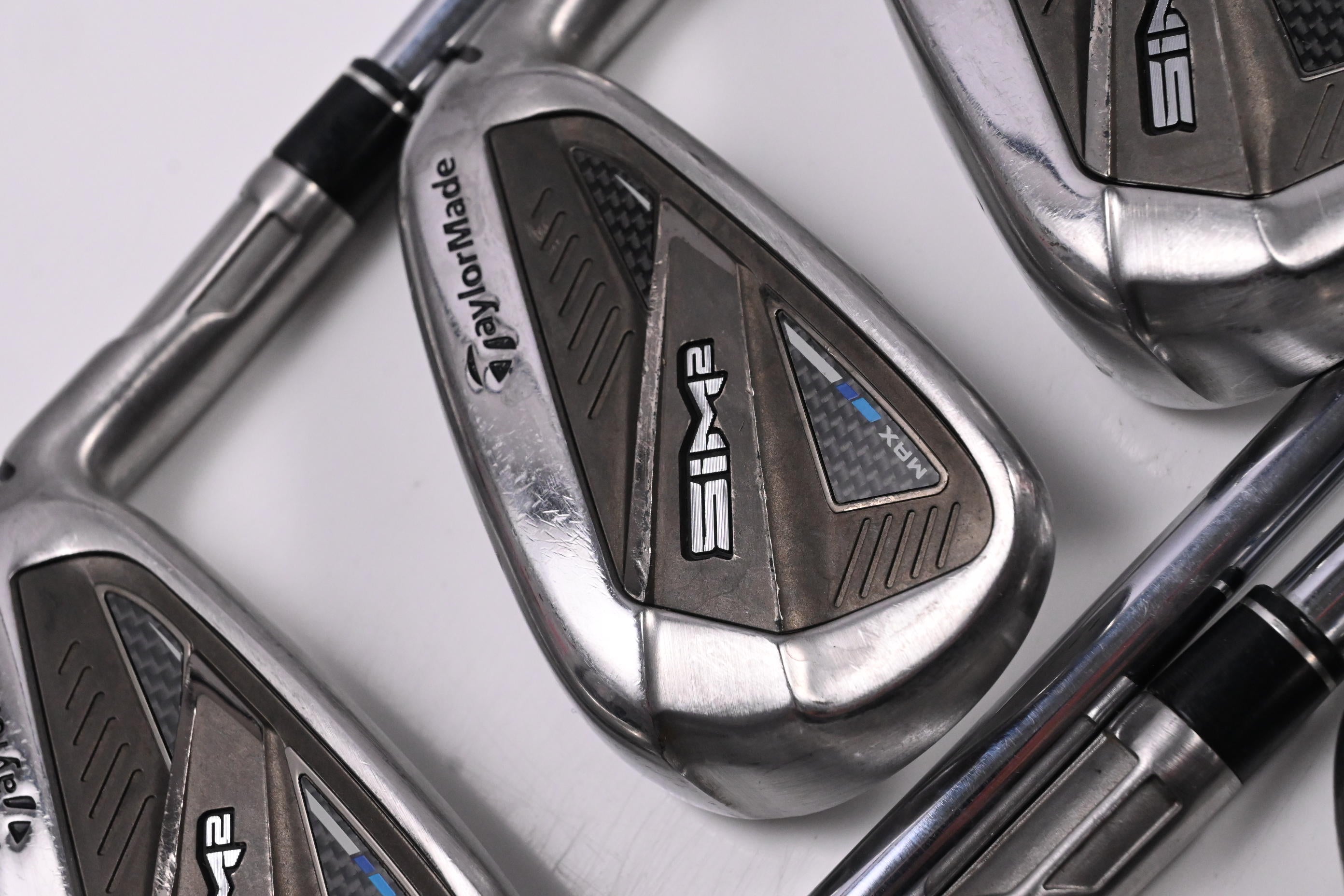 Taylormade SIM2 Max Irons / 5-PW+GW / Stiff Flex KBS Tour 120 Shafts