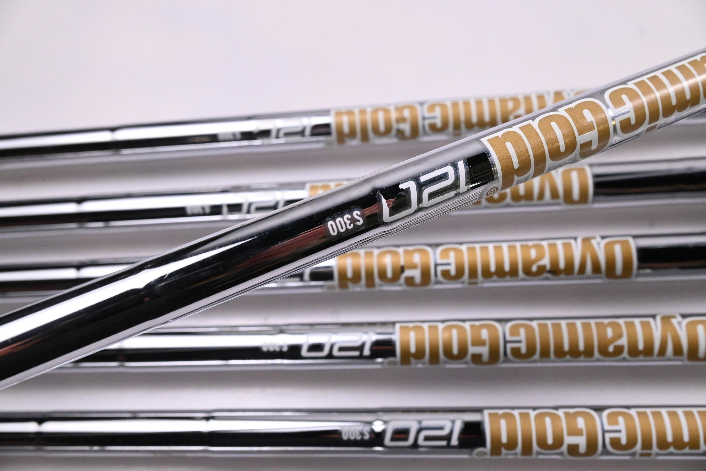 Ping i230 Irons / 4-PW / Blue Dot / Stiff Flex Dynamic Gold 105 S300 Shafts