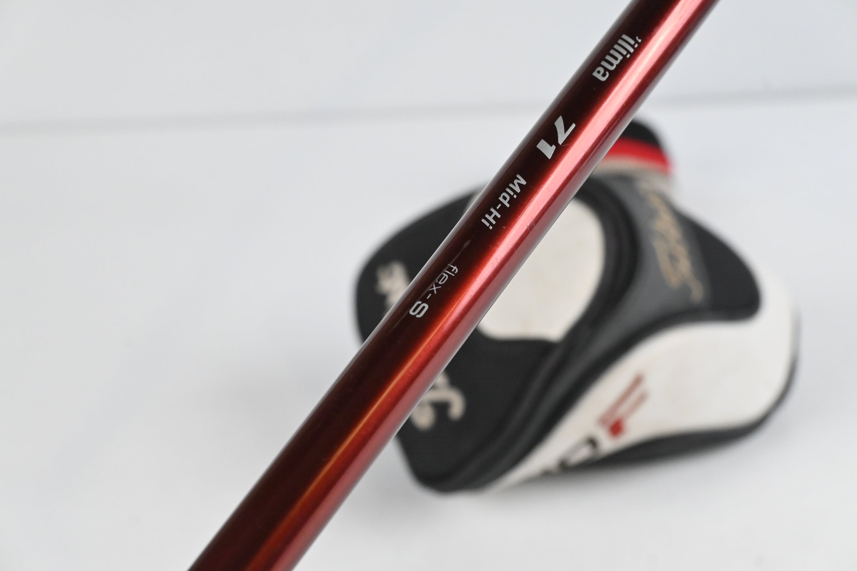 Titleist 910 F #5 Wood / 17 Degree / Stiff Flex Diamana 'illima 71 Shaft