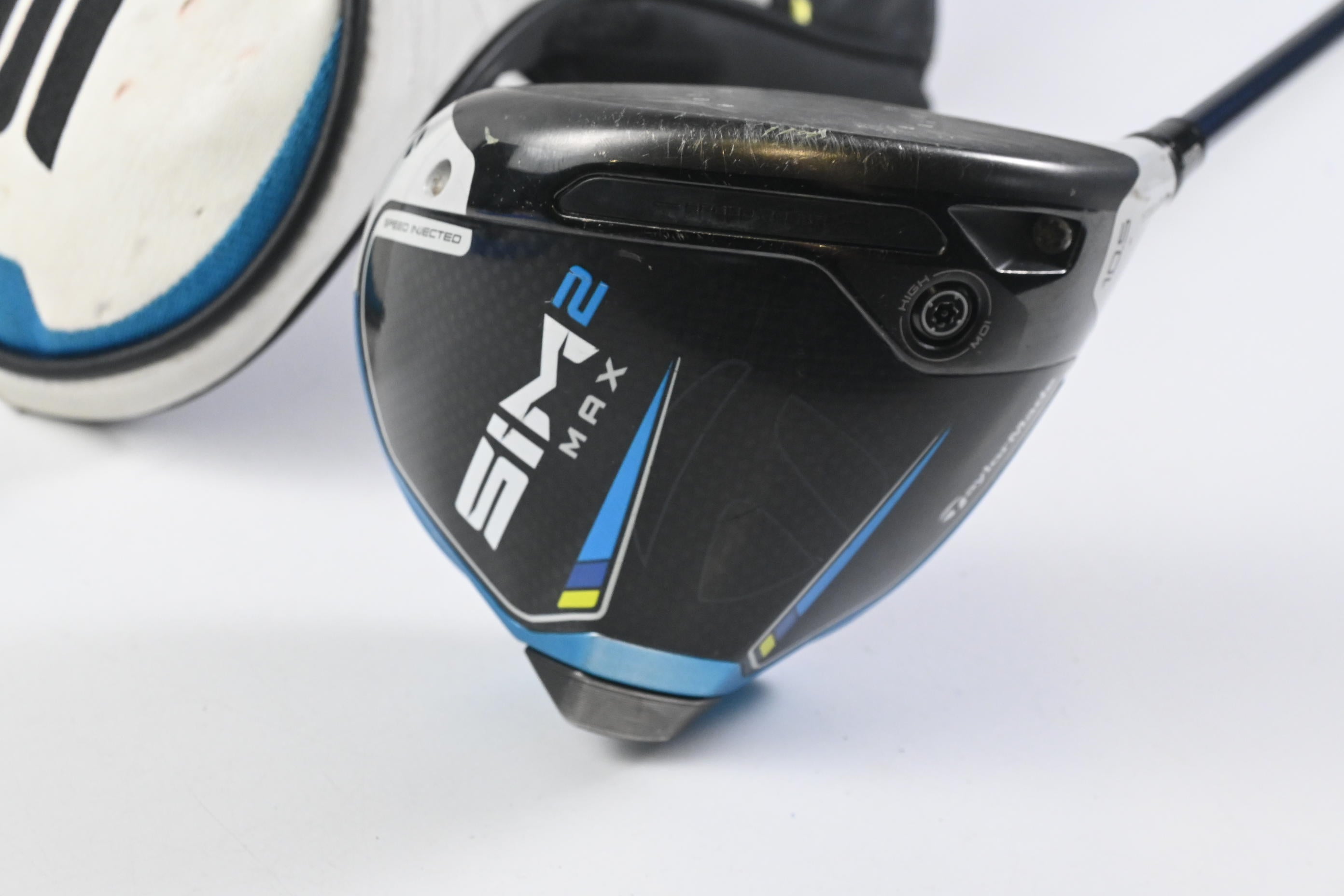 Taylormade SIM2 Max Driver / 10.5 Degree / Stiff Flex Ventus Blue 5 Shaft