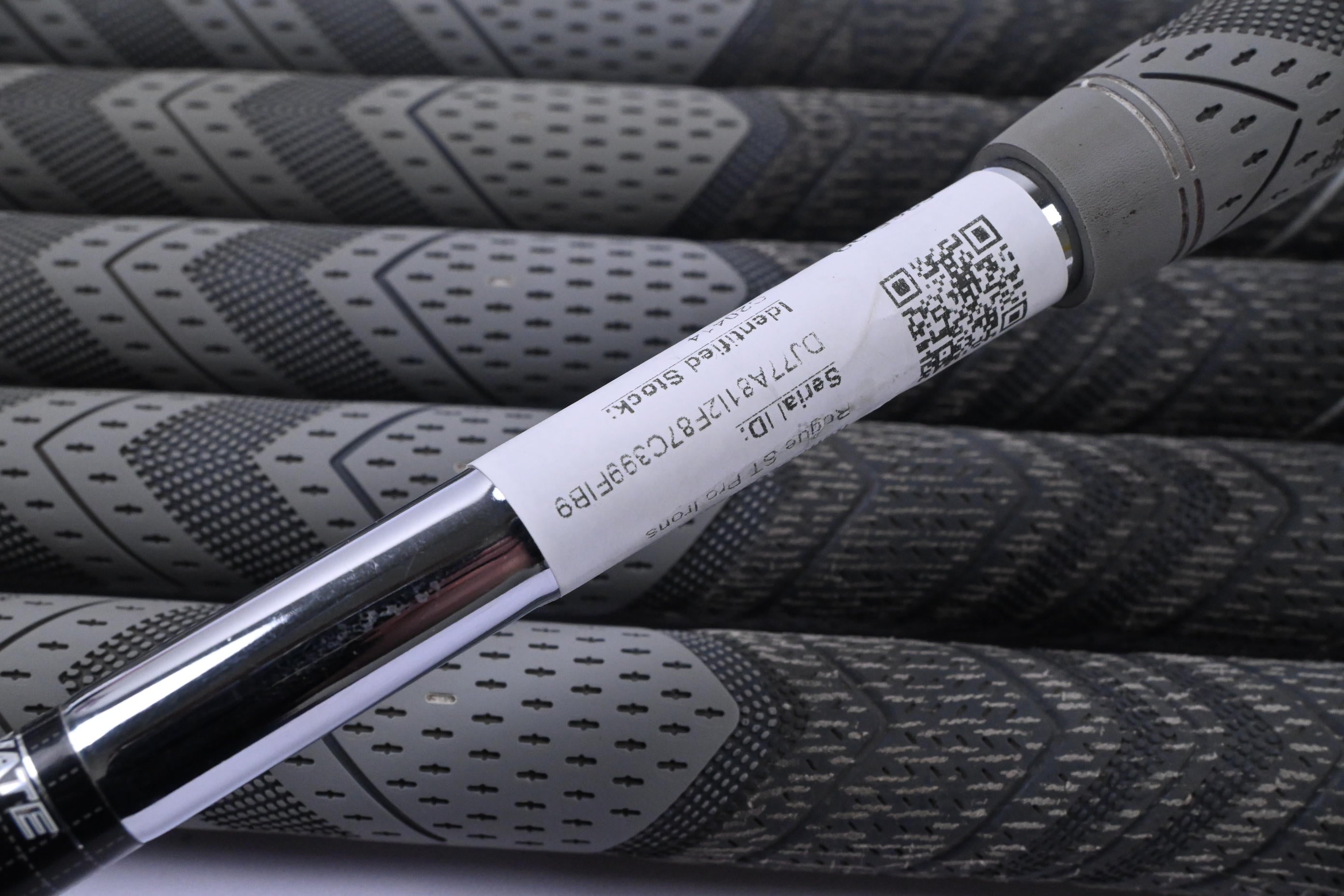 Callaway Rogue ST Pro Irons / 5-PW / Regular Flex Elevate MPH 95 Shafts
