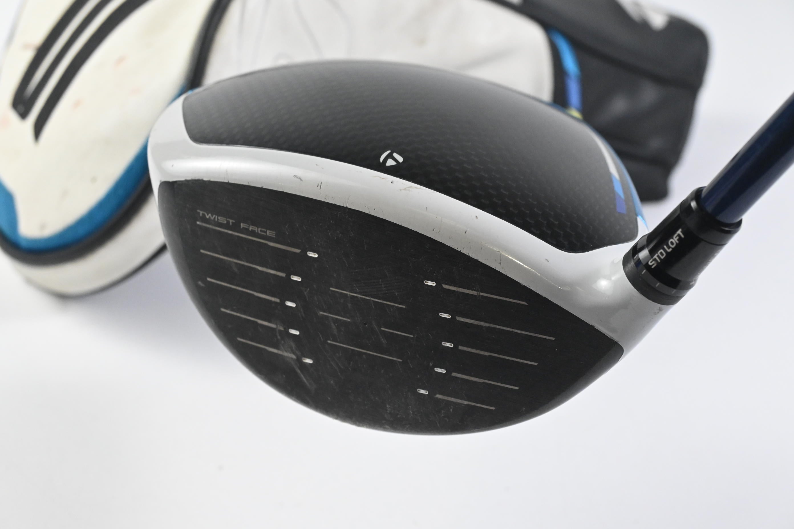 Taylormade SIM2 Max Driver / 10.5 Degree / Stiff Flex Ventus Blue 5 Shaft