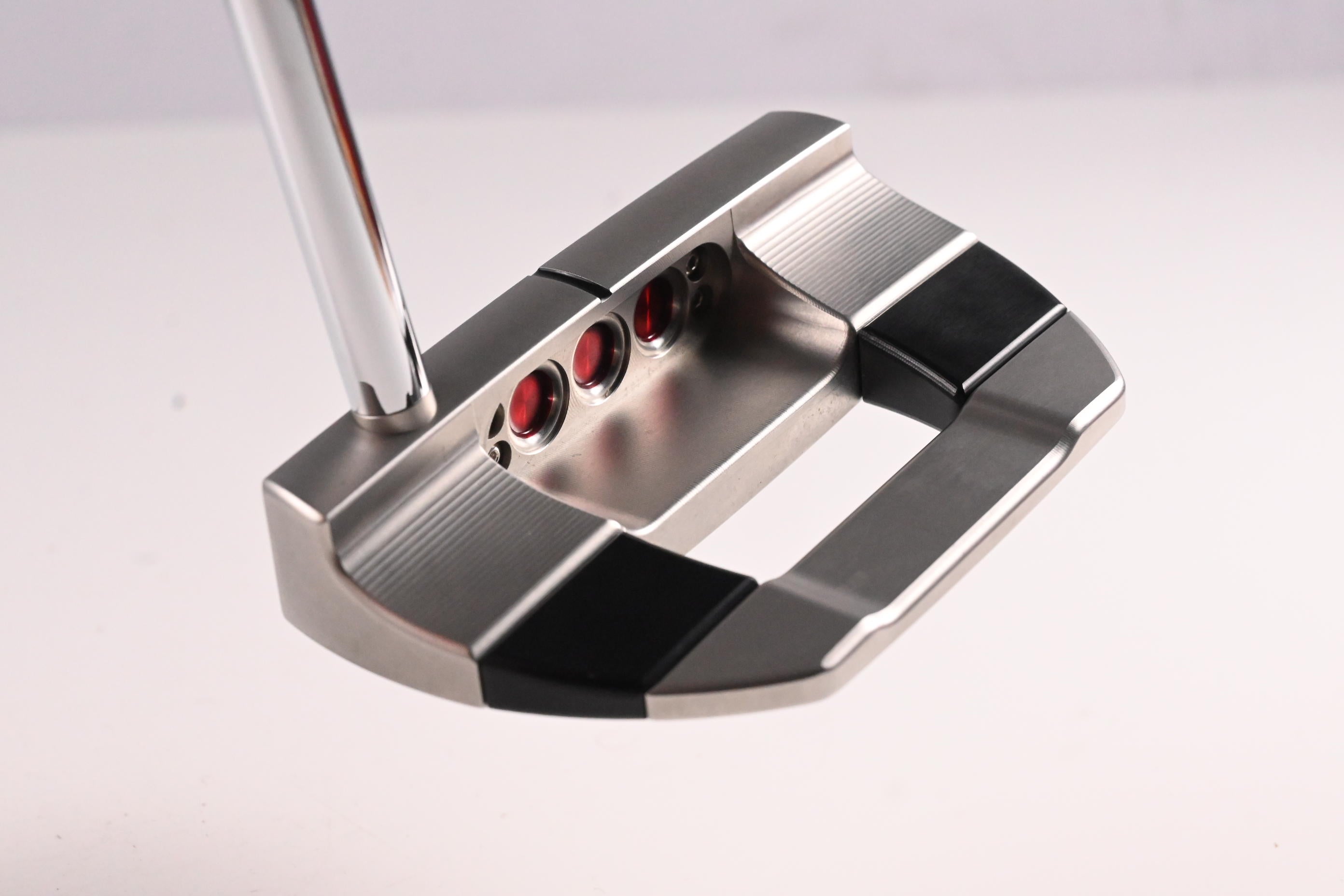 Scotty Cameron 2025 Studio Style FastBack Putter / 34 Inch