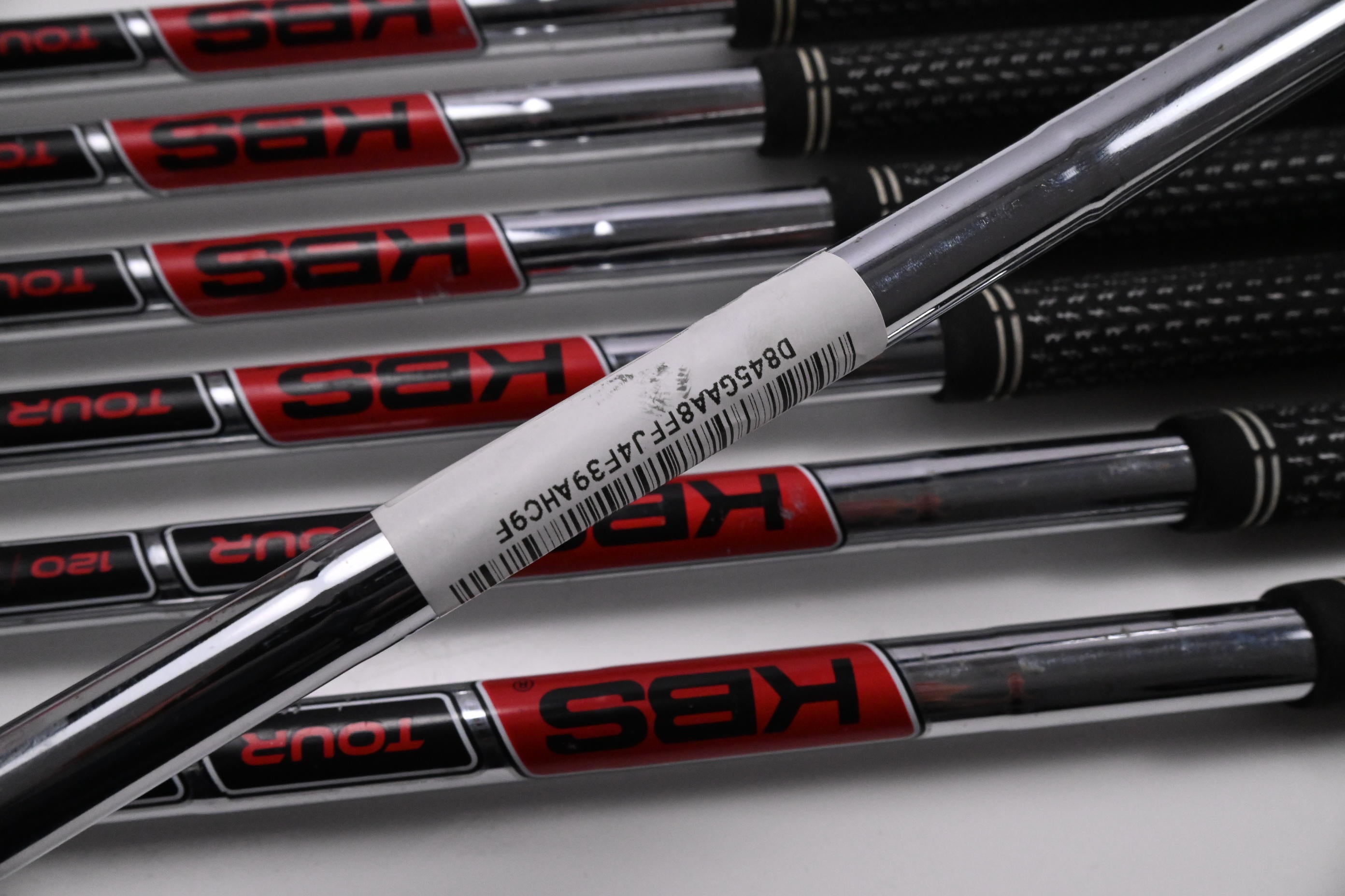 Taylormade SIM2 Max Irons / 5-PW+GW / Stiff Flex KBS Tour 120 Shafts