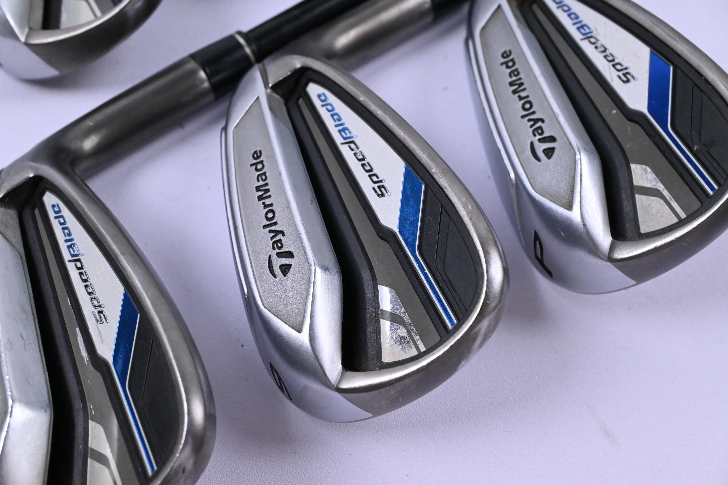 Taylormade Speedblade Irons / 6-PW / Regular Flex Velox T Shafts