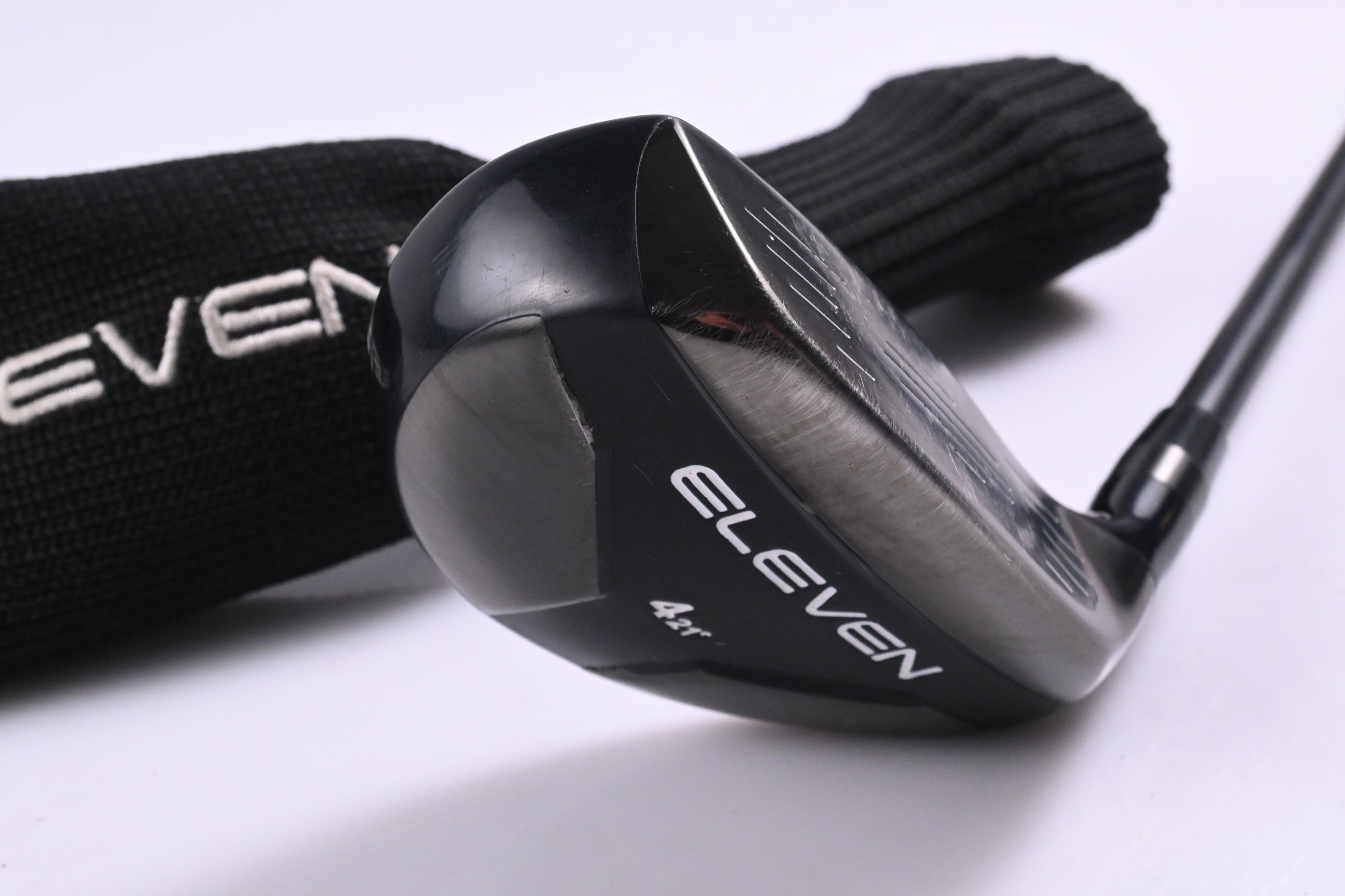 Eleven #4 Hybrid / 21 Degree / Regular Flex KBS Tour 70 Shaft