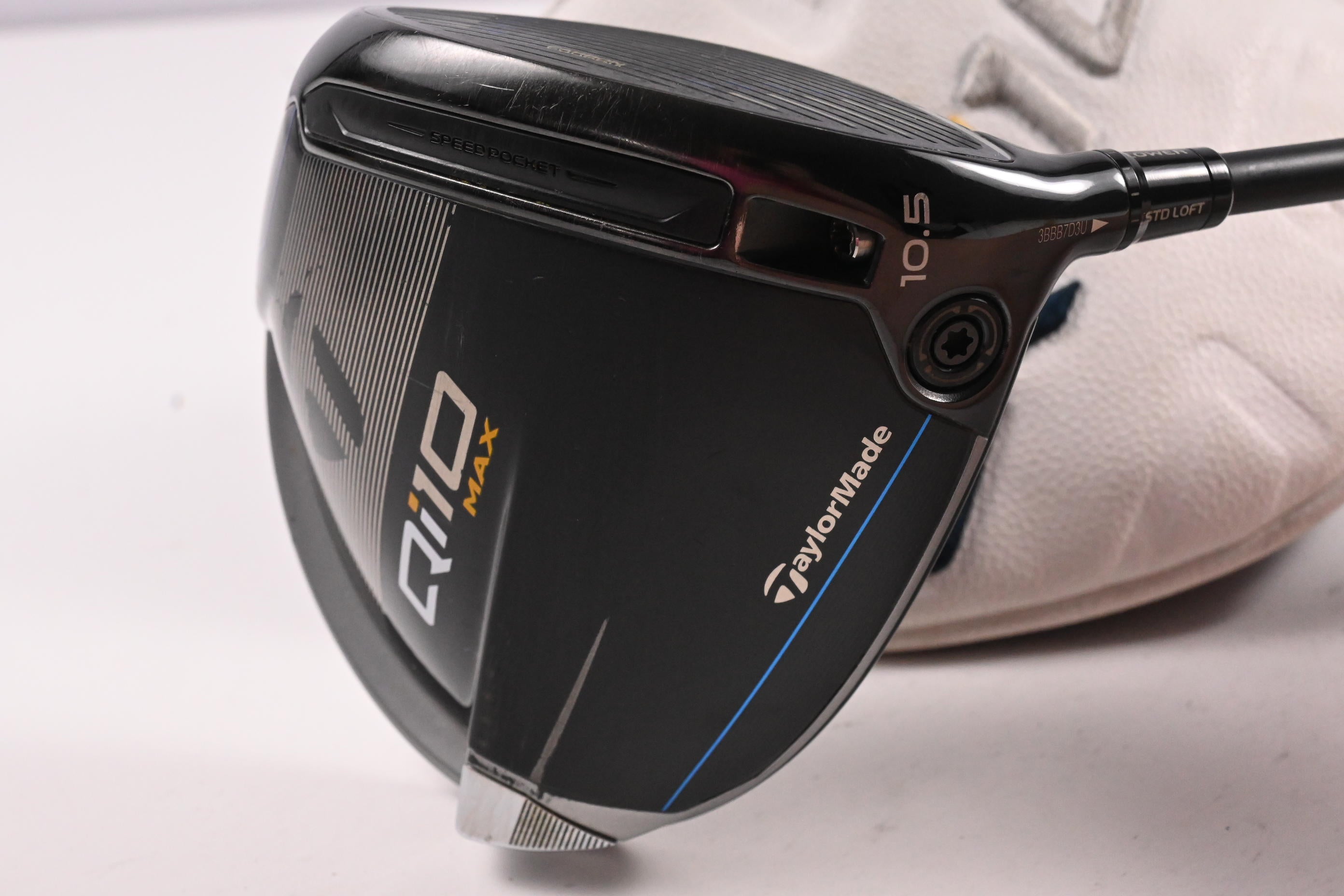 Taylormade Qi10 Max Driver / 10.5 Degree / Regular Flex Fujikura Ventus Blue 5