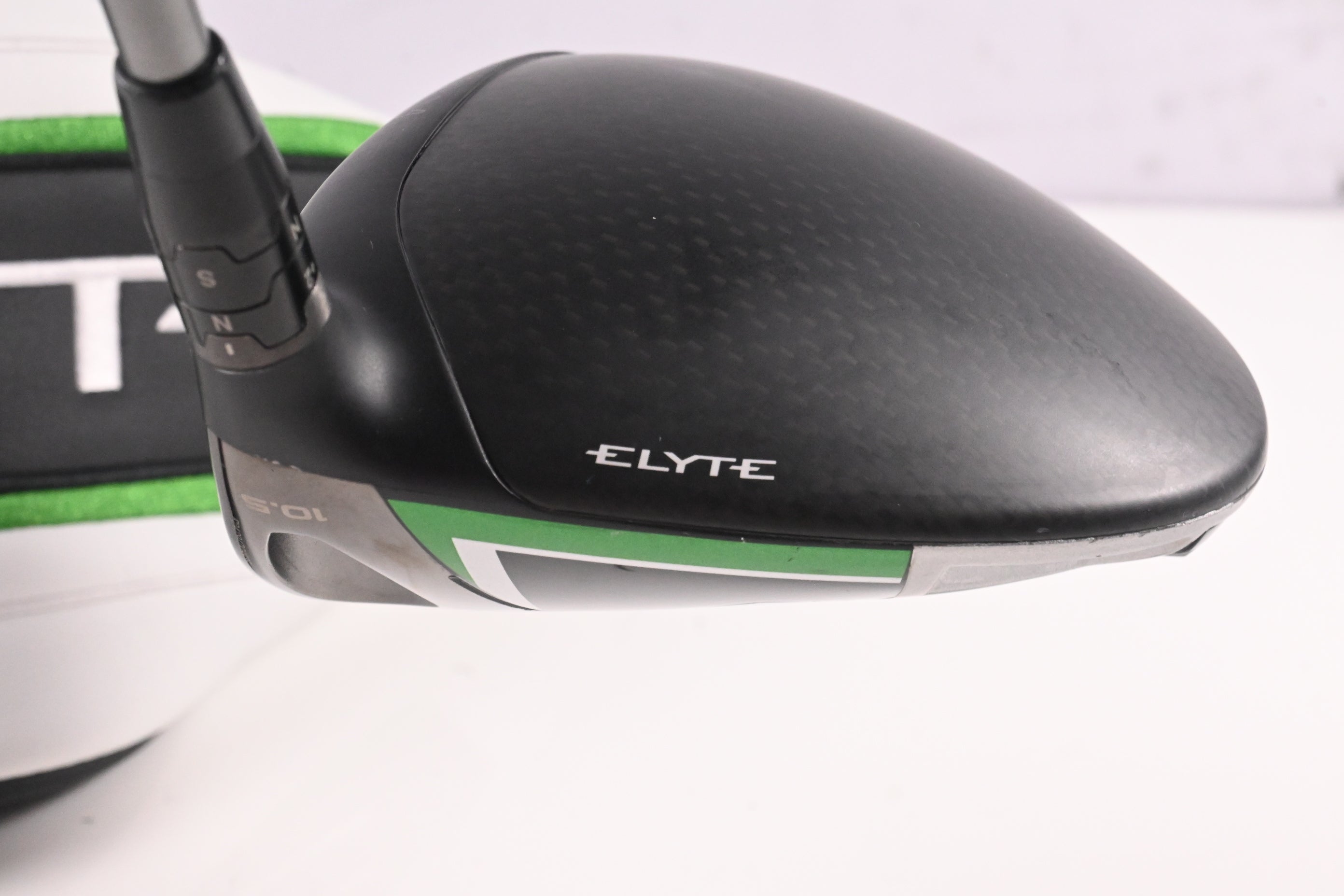 Callaway Elyte Driver / 10.5 Degree / X-Flex Aldila Rogue M-AX 75 Shaft