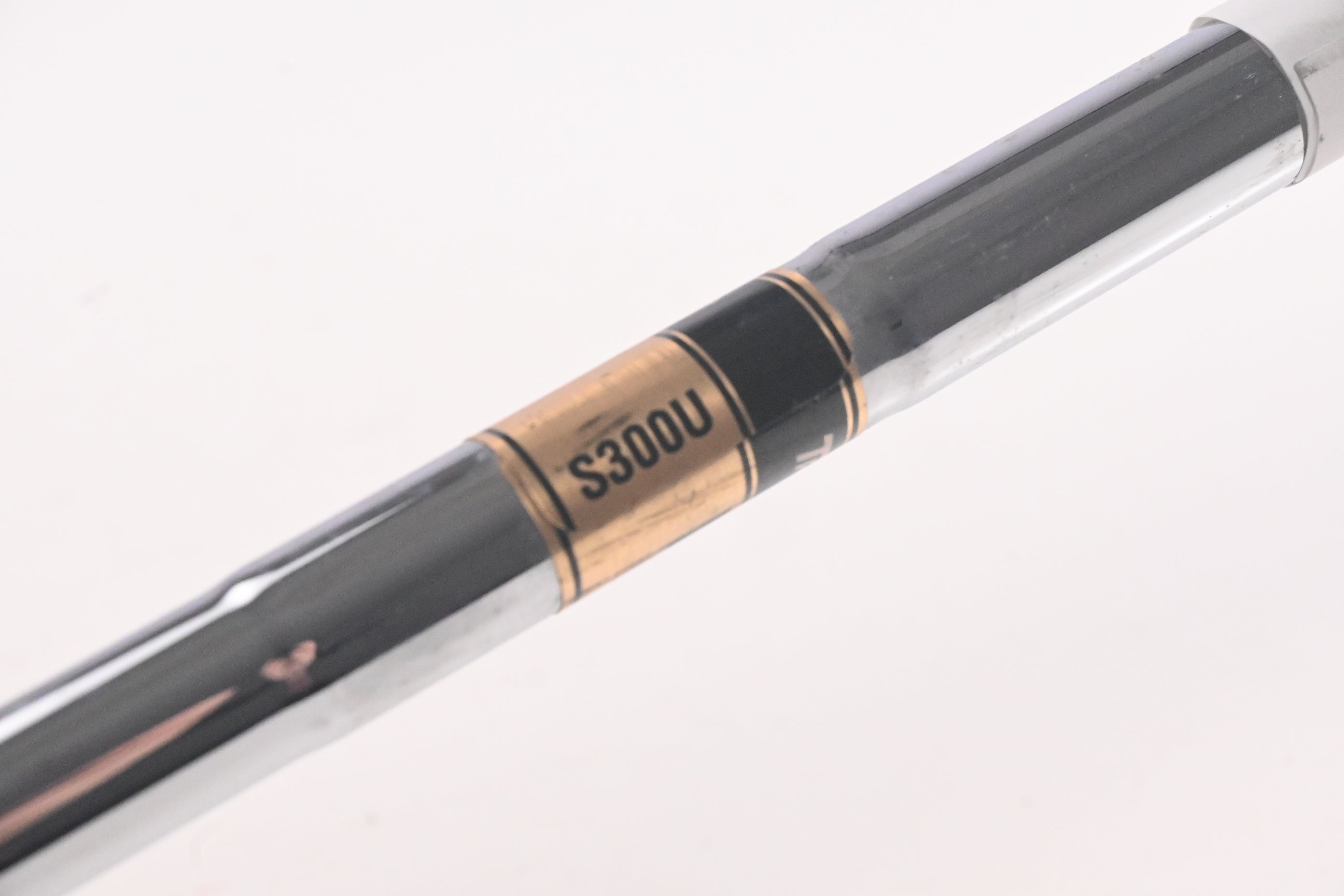 Titleist 975 F Pro #3 Wood / 13.5 Degree / Stiff Flex Dynamic Gold S300U Shaft