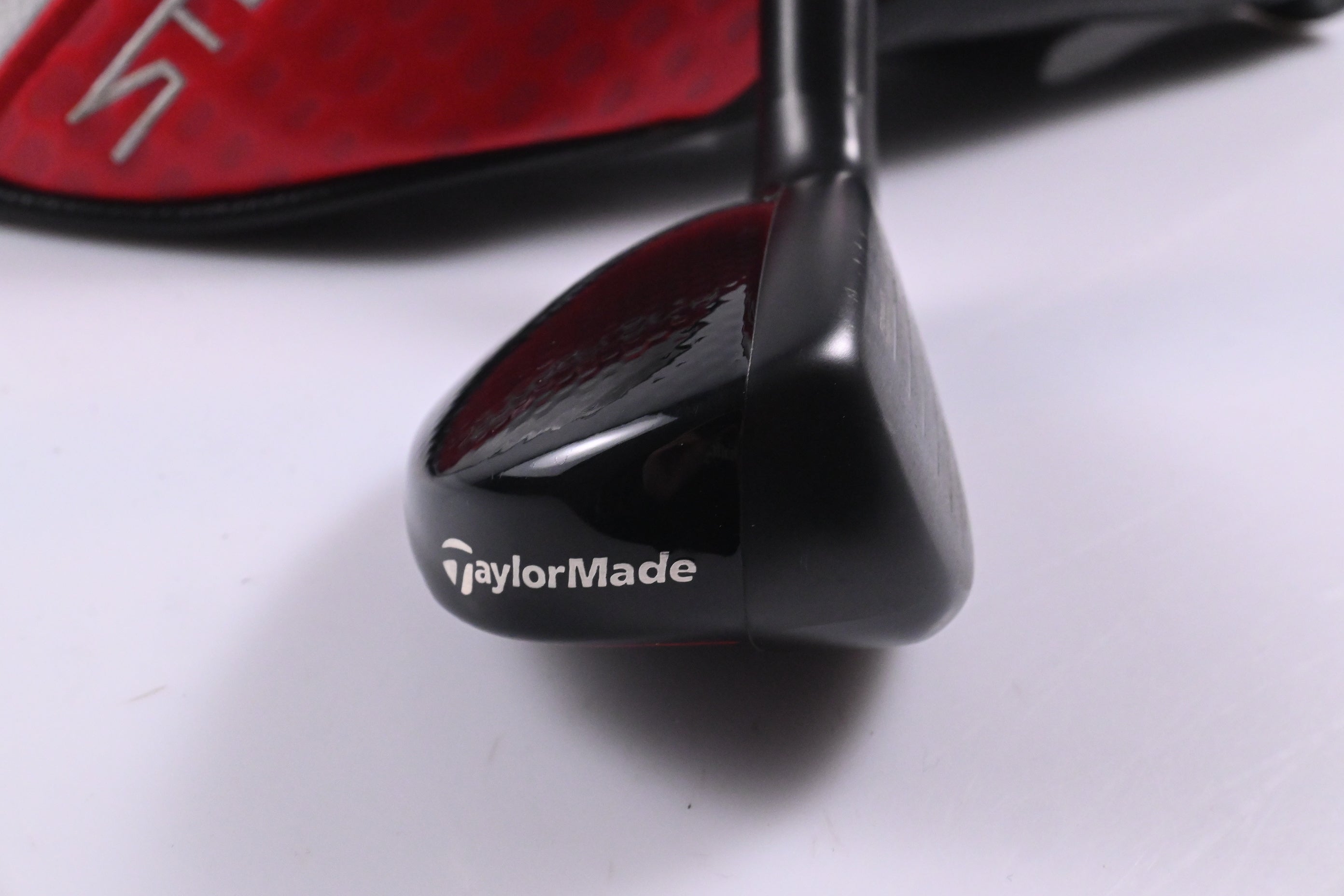 Taylormade Stealth 2 Plus #3 Hybrid / 19.5 Degree / Stiff Flex Kai'Li Red 85