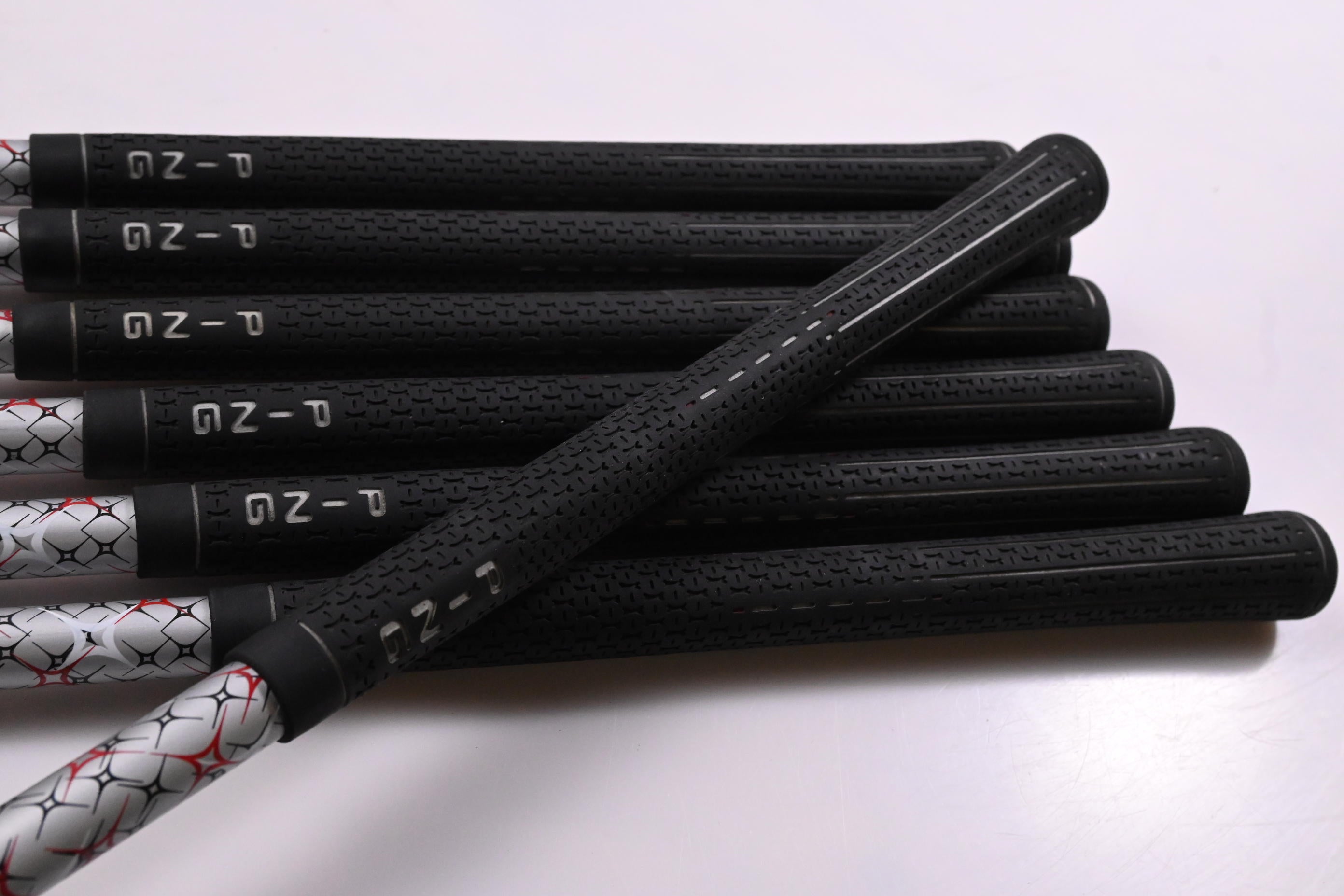 Ping G25 Irons / 6-PW+GW+SW / Black Dot / Regular Flex Ping TFC 189 Shafts