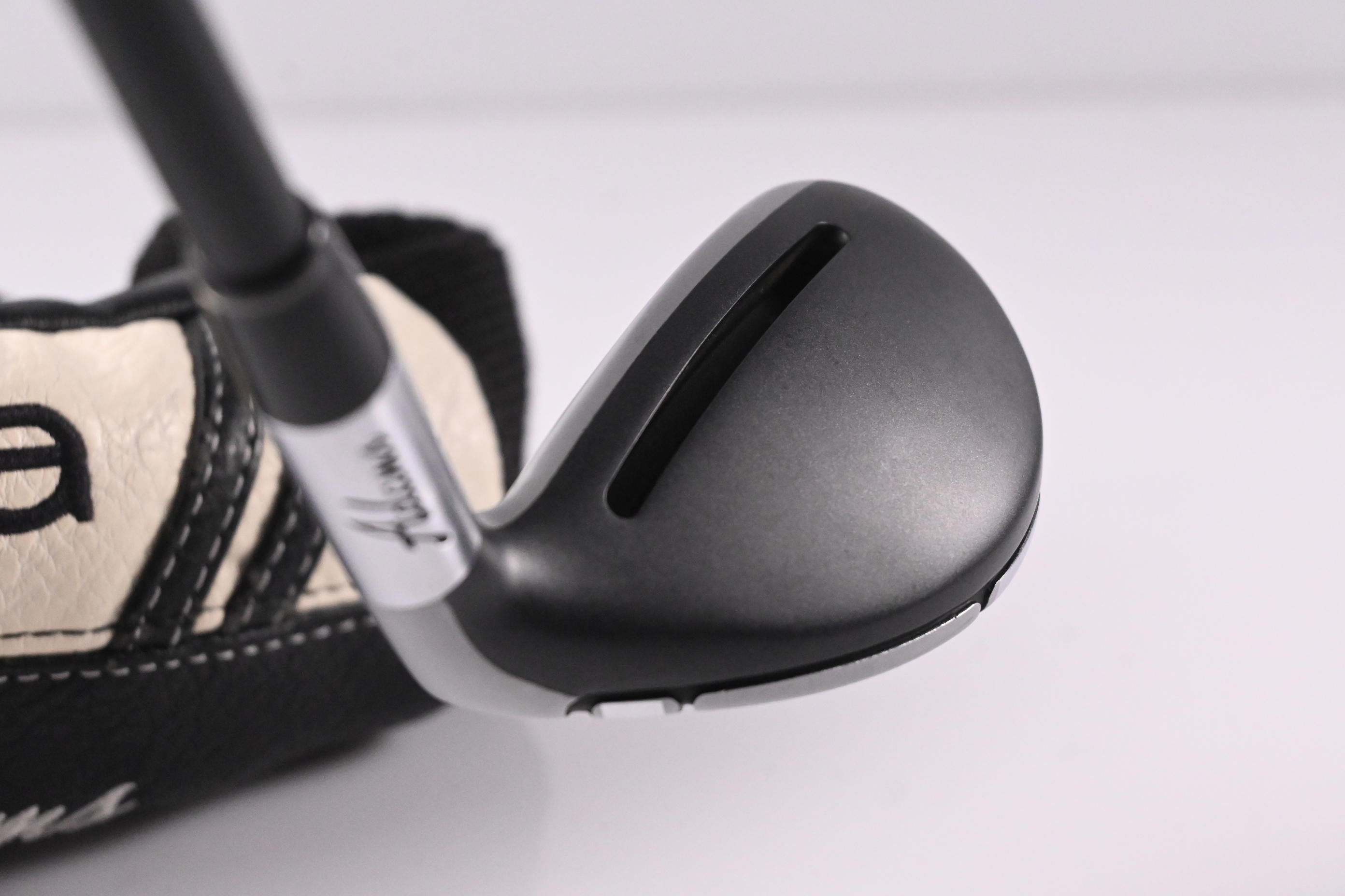 Adams Idea 2014 #6 Hybrid / 28 Degree / Regular Flex Bassara E 60 Shaft