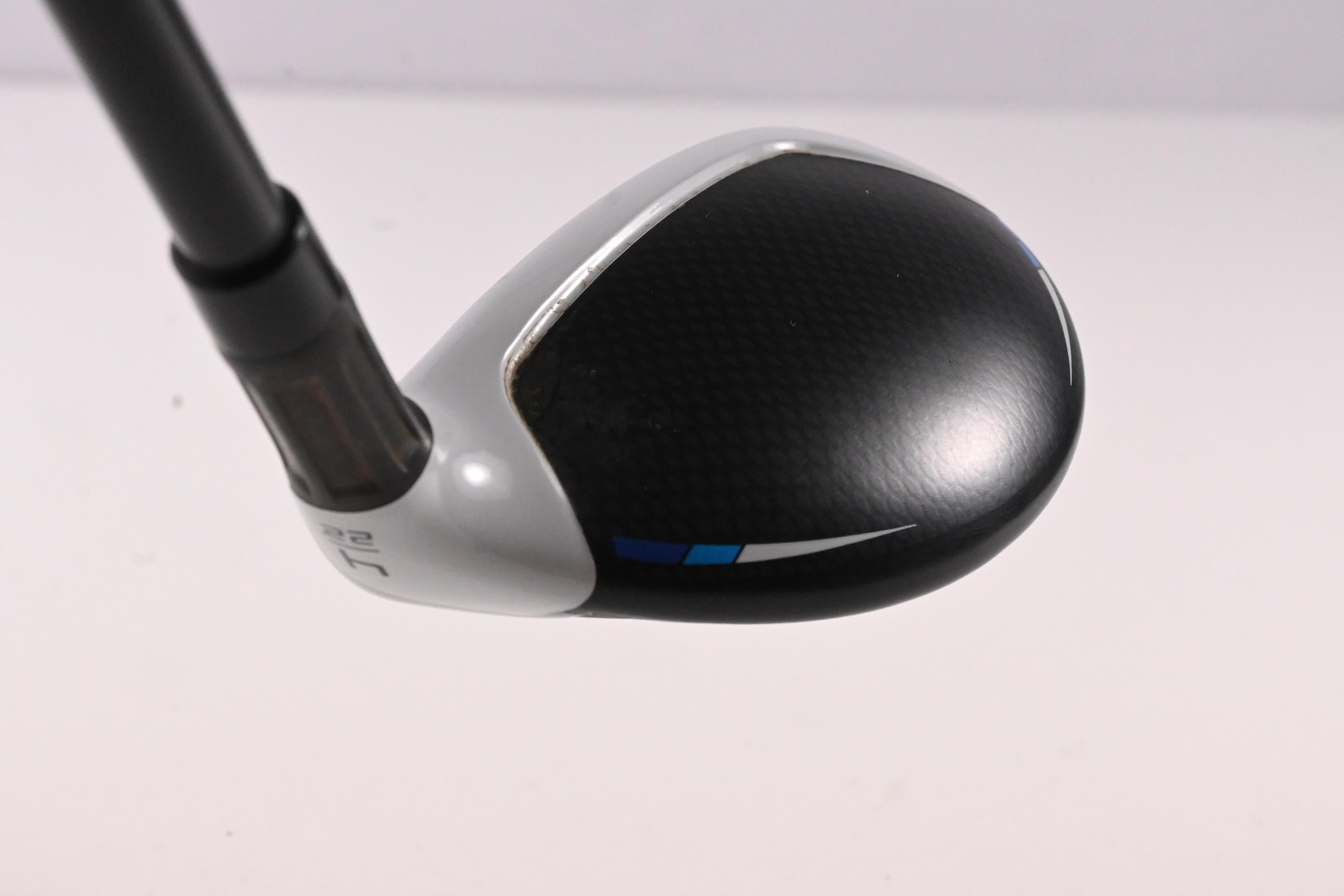 Taylormade SIM2 Max #4 Hybrid / 22 Degree / Stiff Flex HZRDUS RDX Smoke Black 80