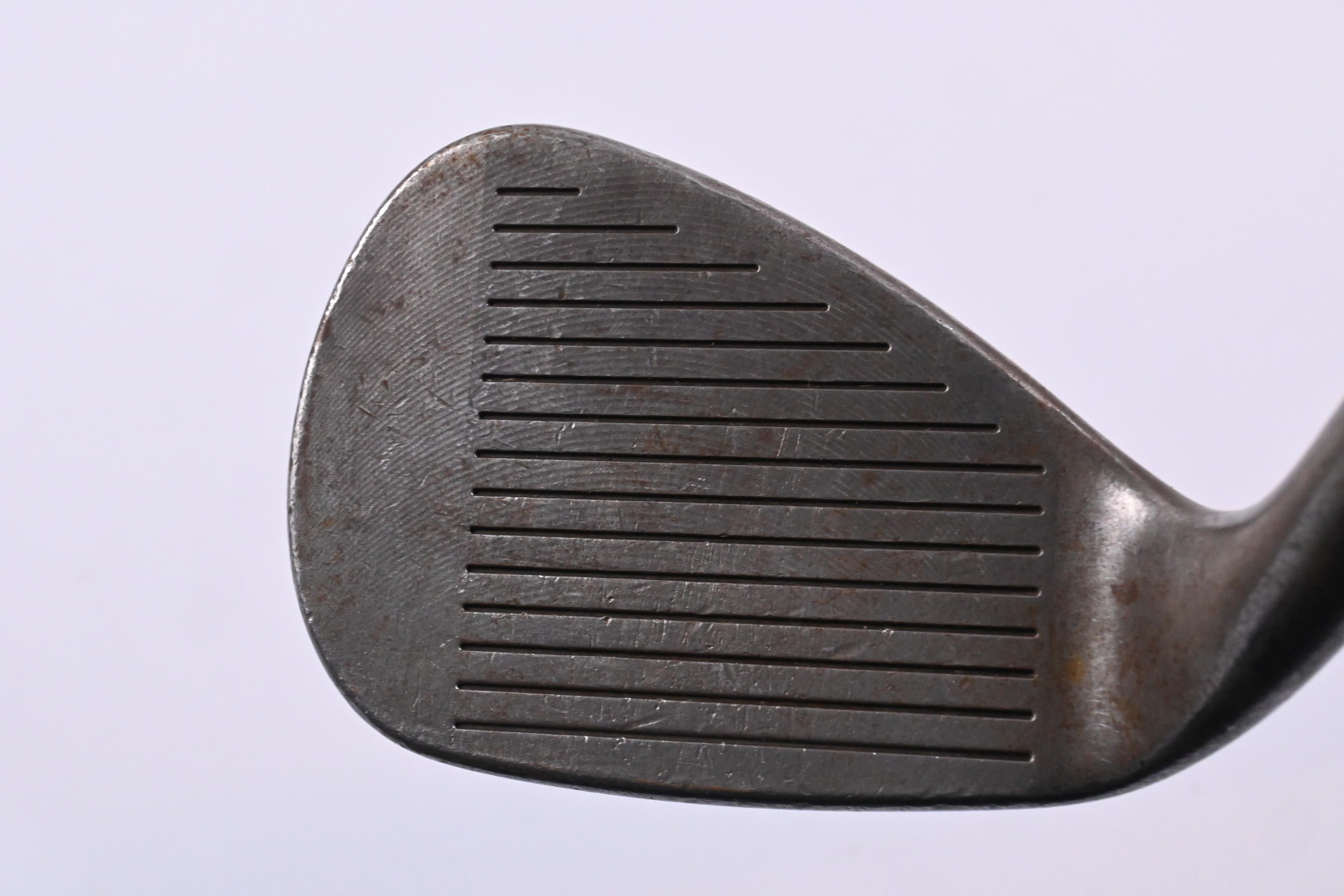 Wilson Staff Model Gap Wedge / 52 Degree / X-Flex Dynamic Gold X100