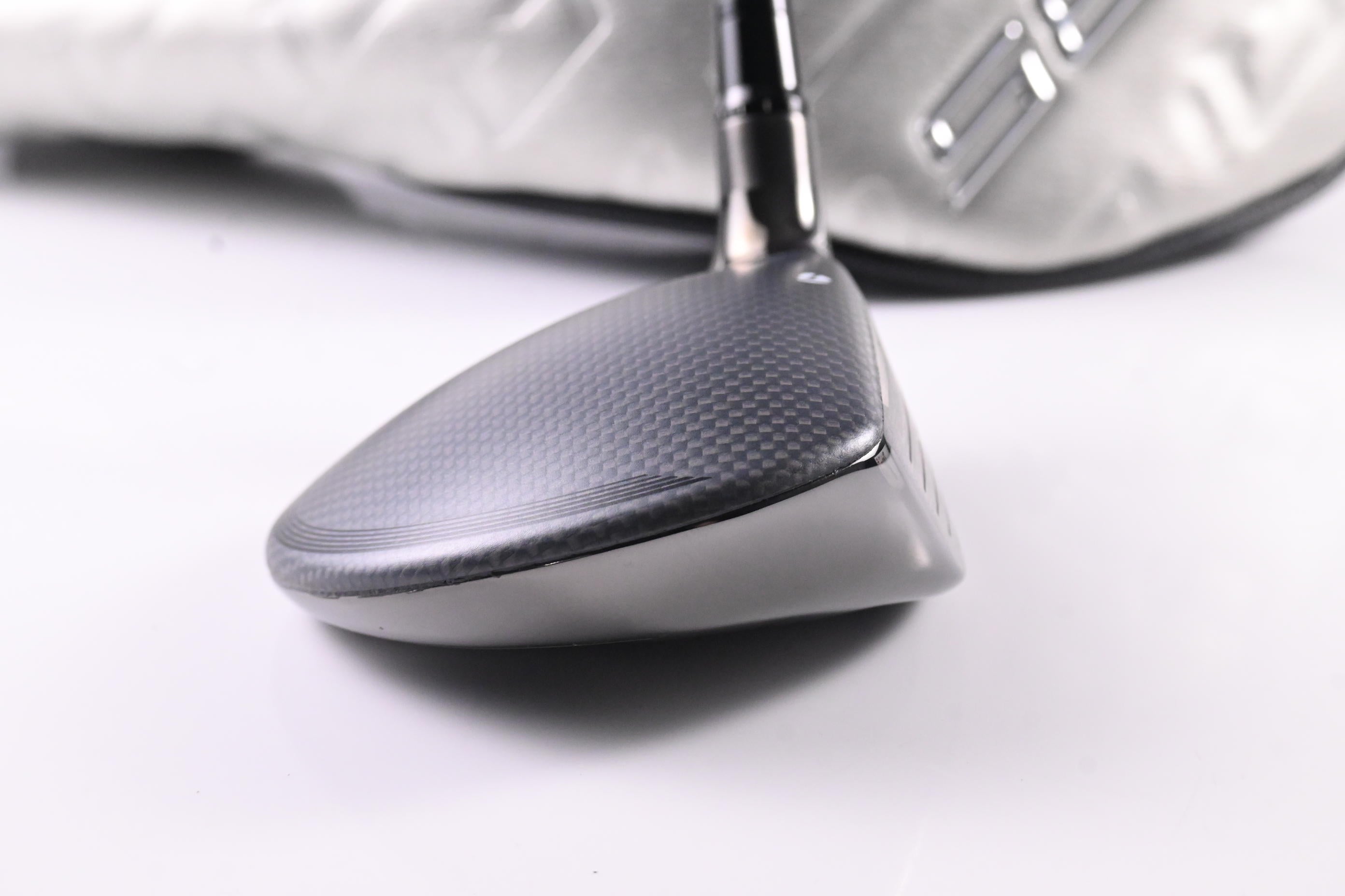 Taylormade Qi35 #5 Wood / 18 Degree / Stiff Flex Fujikura Ventus Blue '25 6