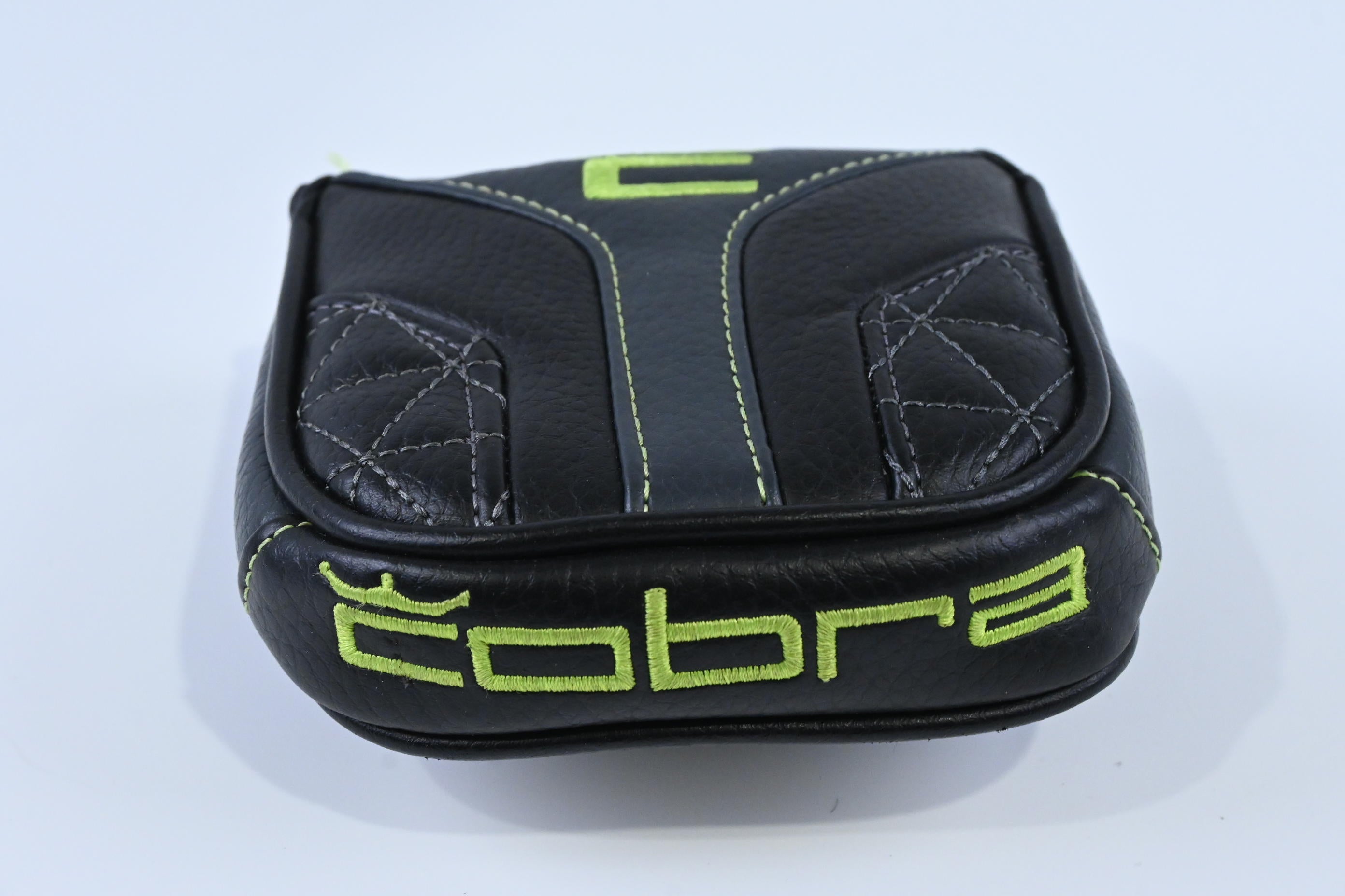 Cobra King Stingray Putter / 34 Inch