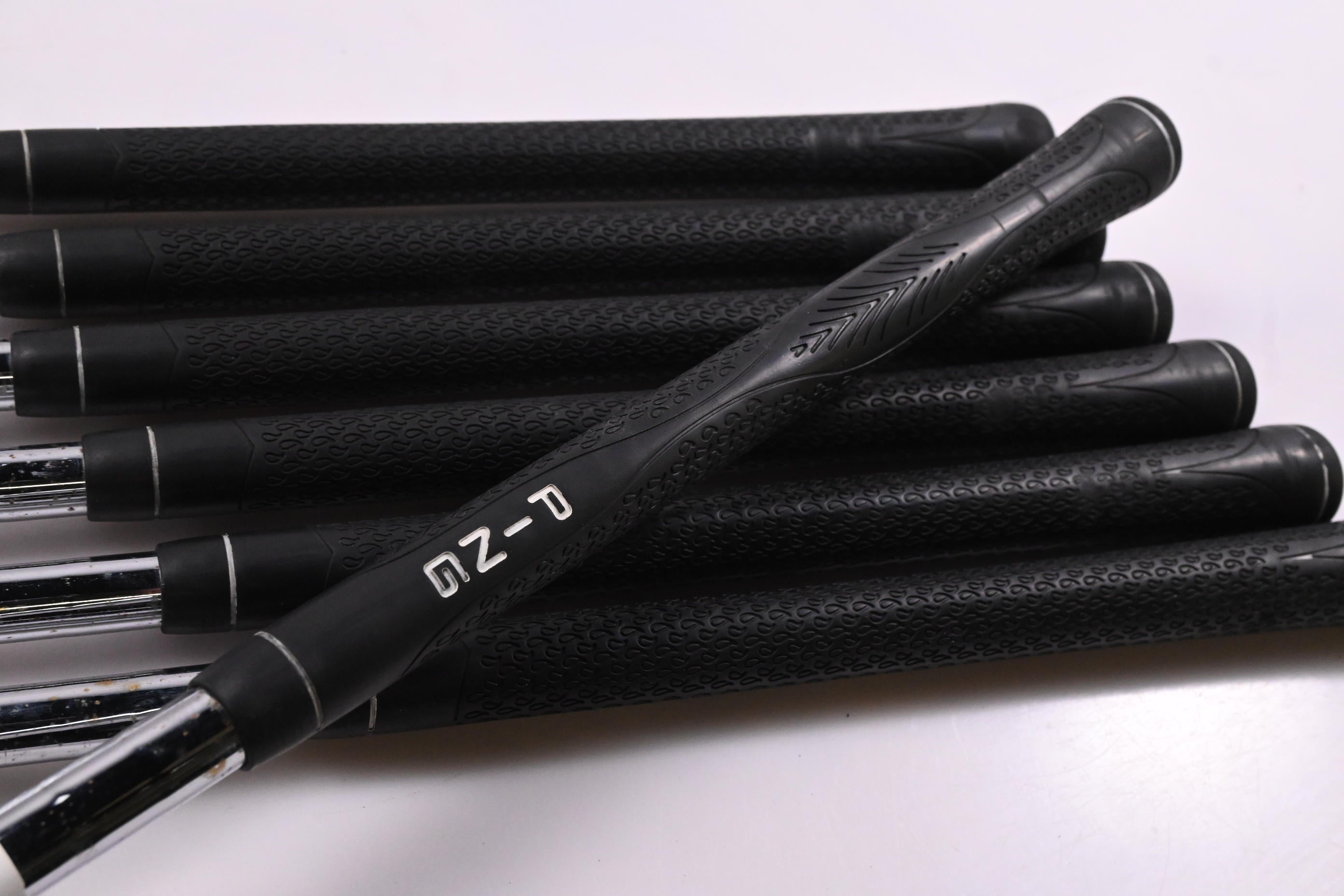 Ping G5 Irons / 5-PW+SW / Red Dot / Regular Flex Ping Shafts
