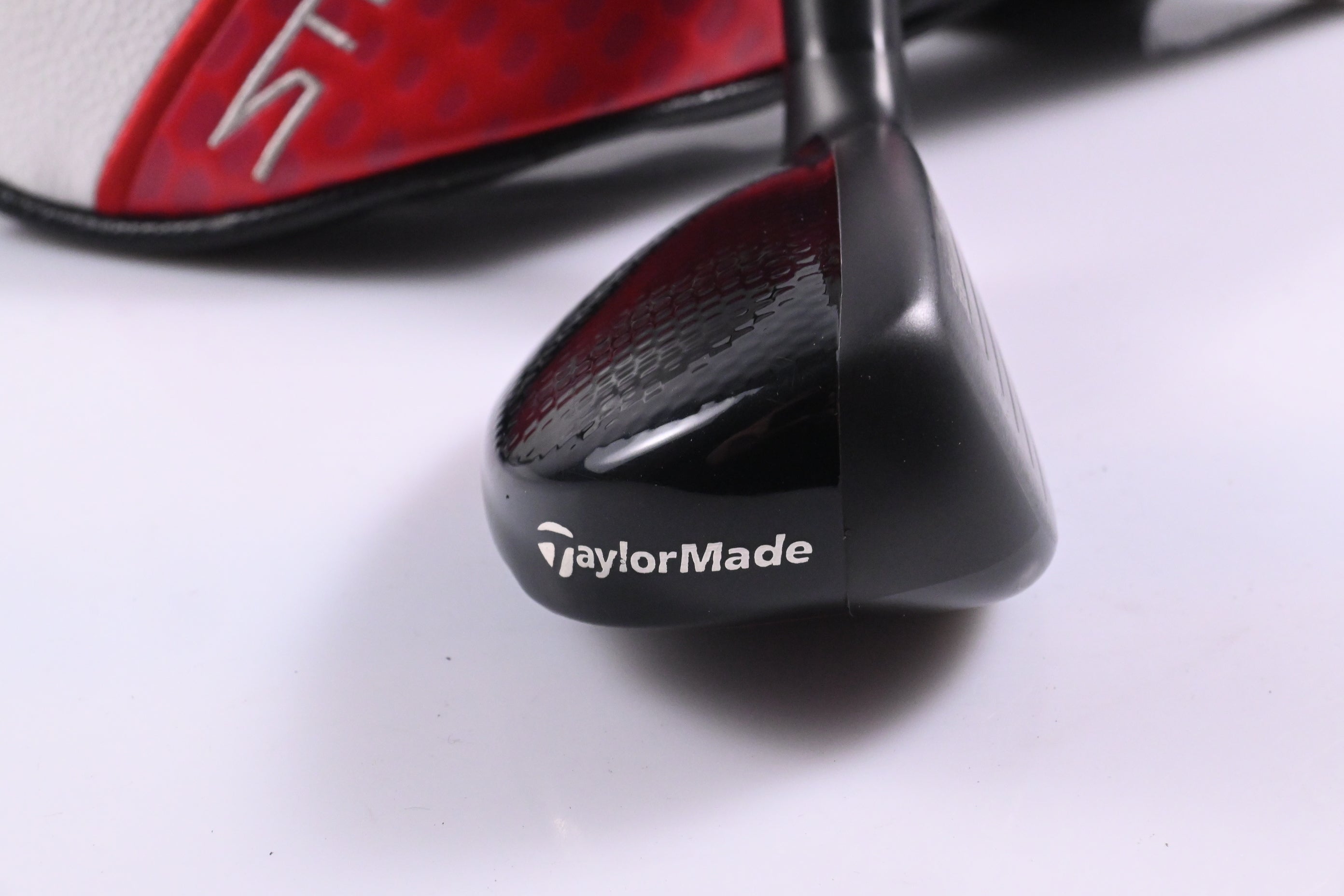 Taylormade Stealth 2 Plus #3 Hybrid / 19.5 Degree / Stiff Flex Kai'li Red 85