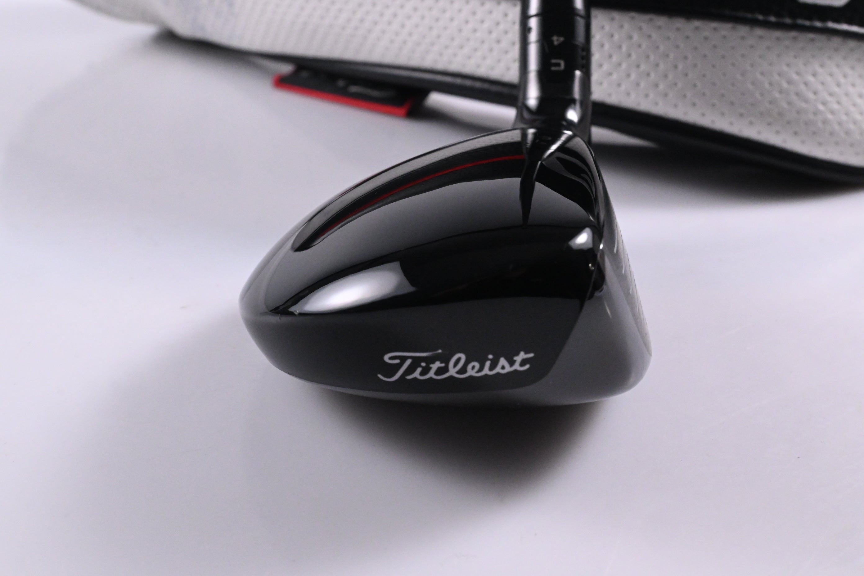 Titleist GT2 #3 Hybrid / 18 Degree / X-Flex HZRDUS Black 80 Shaft