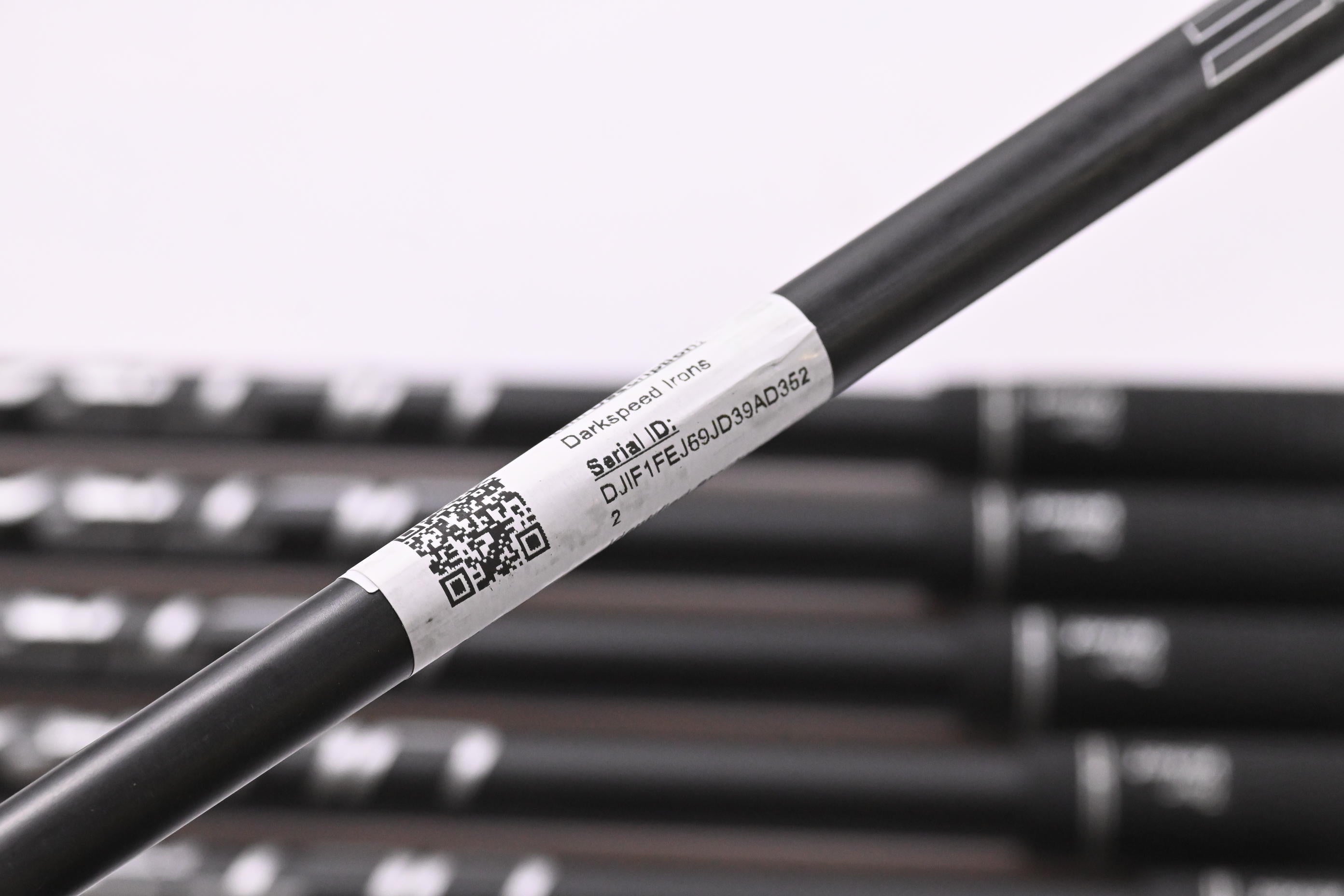 Cobra Darkspeed Irons / 7-PW+GW+SW / Regular Flex Cobra UltraLite 50 Shafts