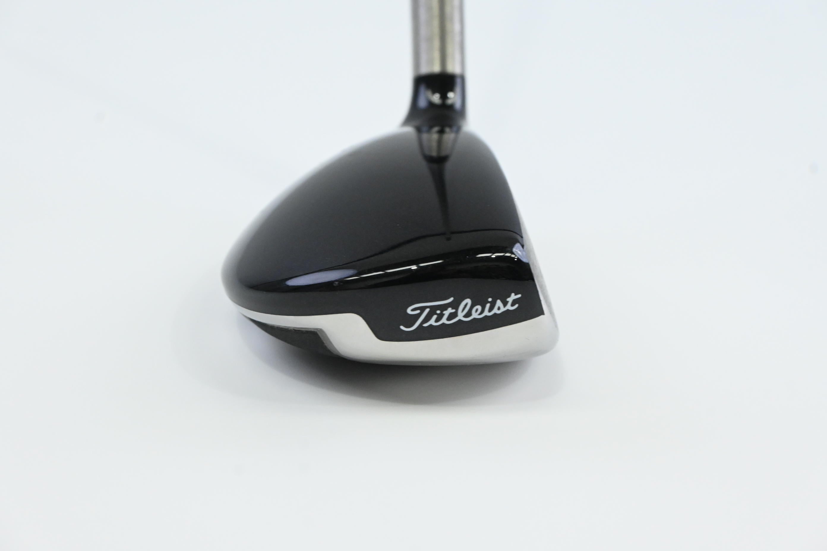 Titleist 909H #3 Hybrid / 21 Degree / Regular Flex Diamana 80 Shaft
