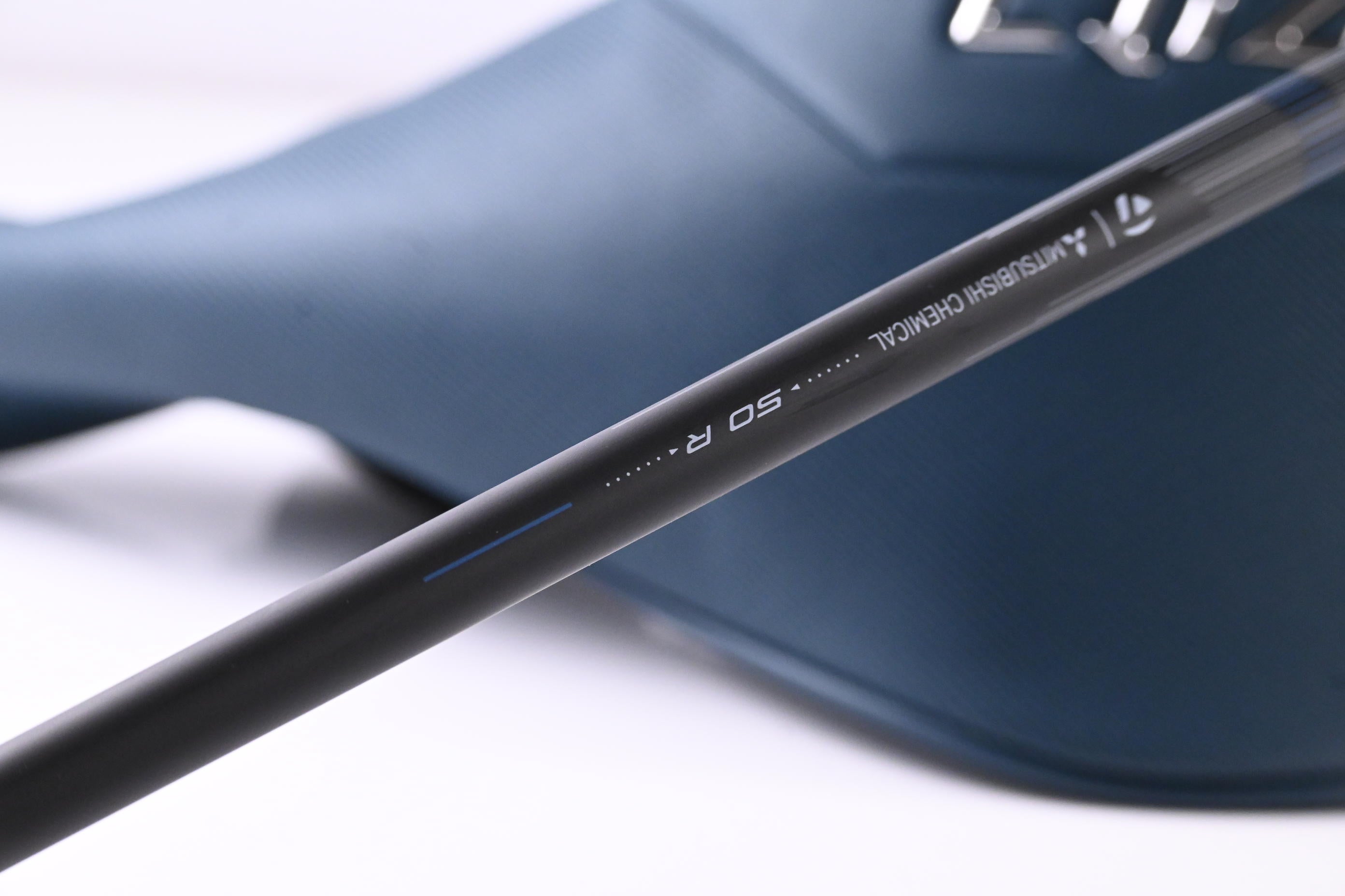 Taylormade Qi4D LS Driver / 9 Degree / Regular Flex REAX Blue 50 Shaft