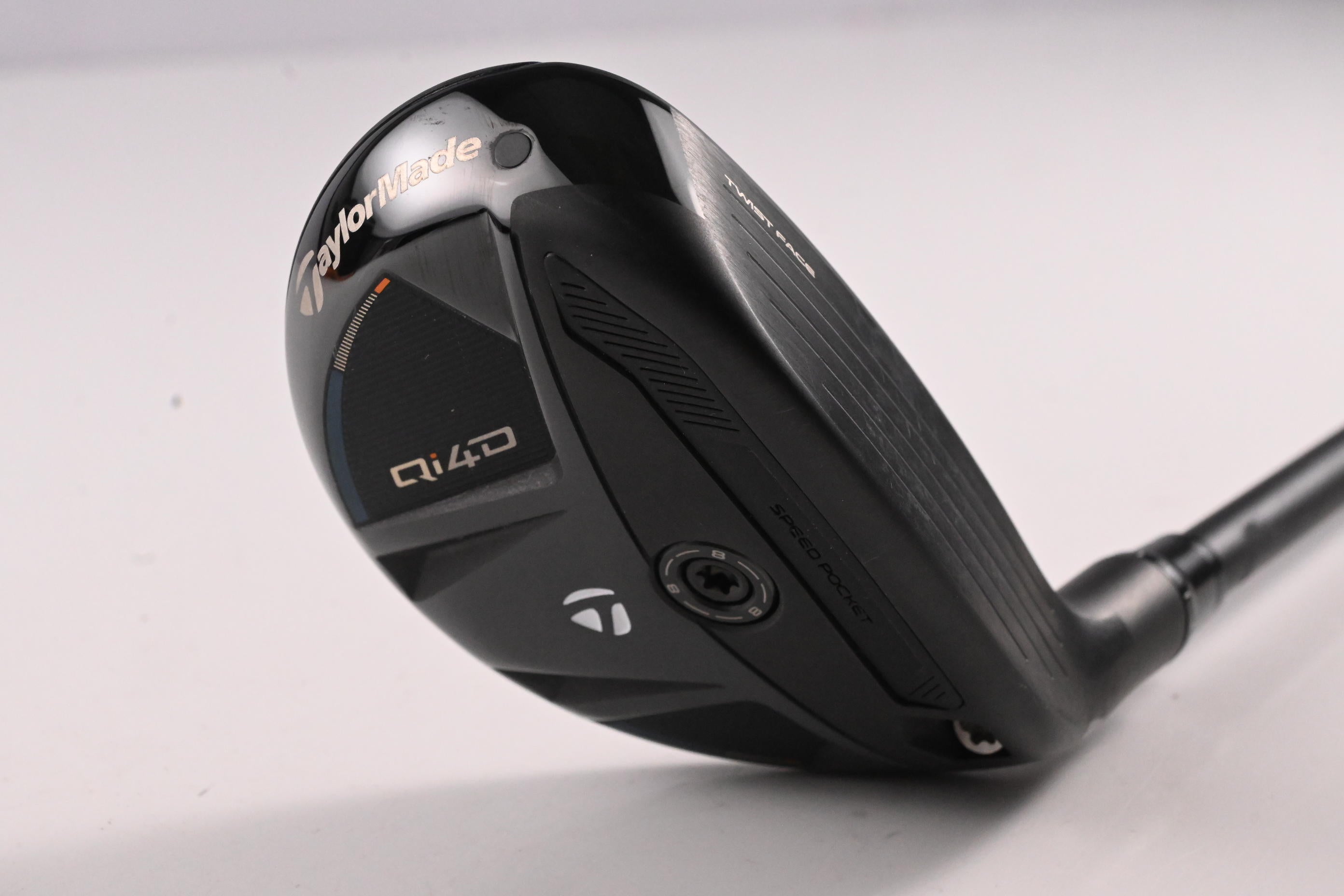 Taylormade Qi4D #3 Hybrid / 19 Degree / Regular Flex KBS Reax 65 Shaft