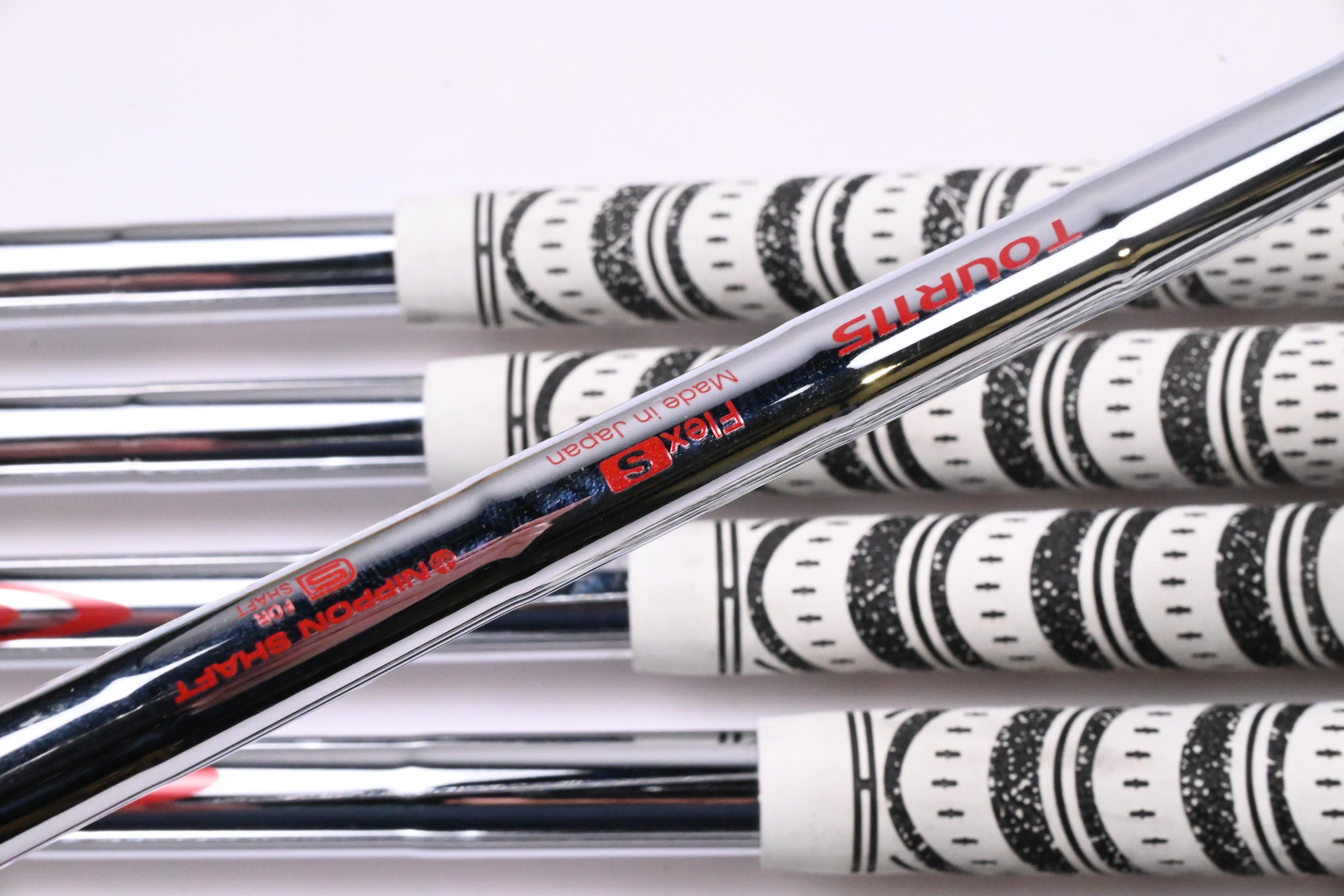 Ping I240 Irons / 4-PW / Red Dot / Stiff Flex N.S.Pro Modus³ Tour 115 Shafts