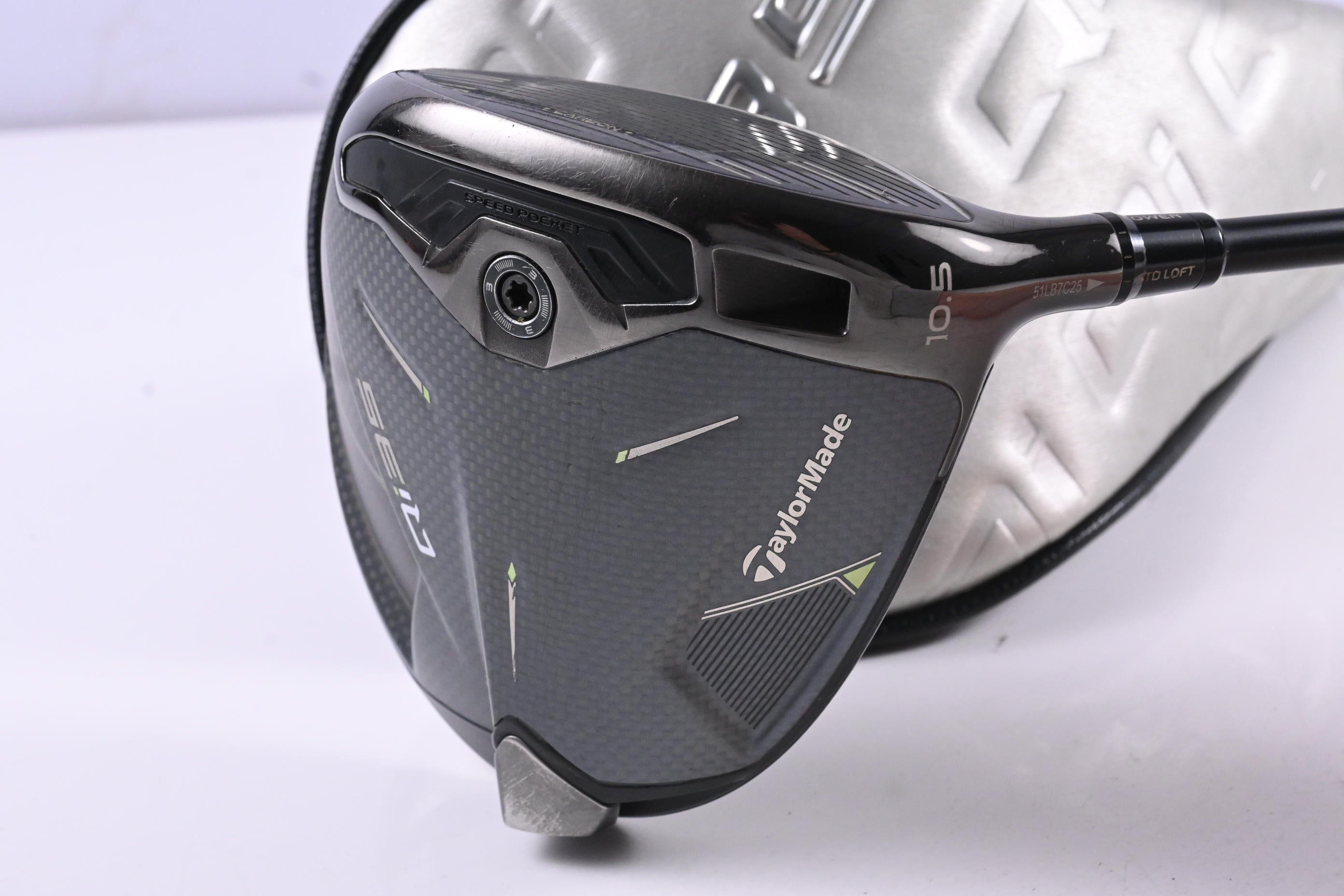 Taylormade Qi35 Driver / 10.5 Degree / Regular Flex Ventus Blue 5 Shaft