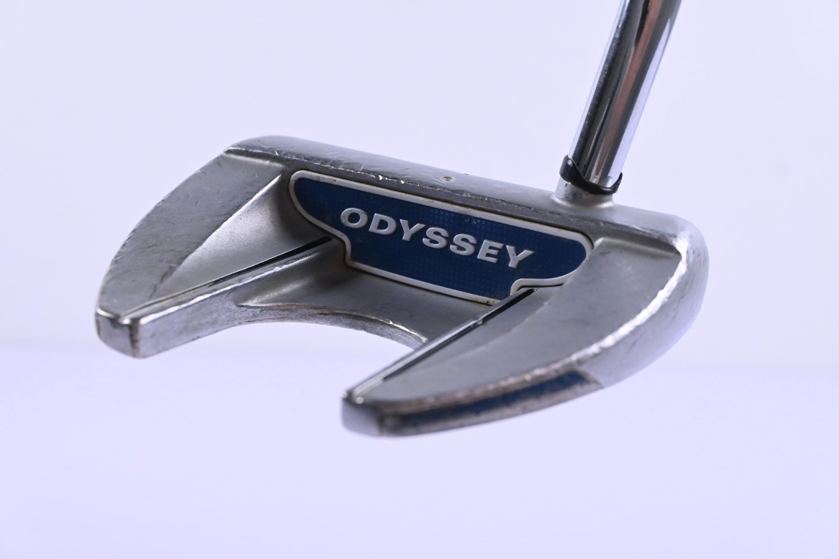 Odyssey White Hot RX V Line Fang Putter / 34 Inch