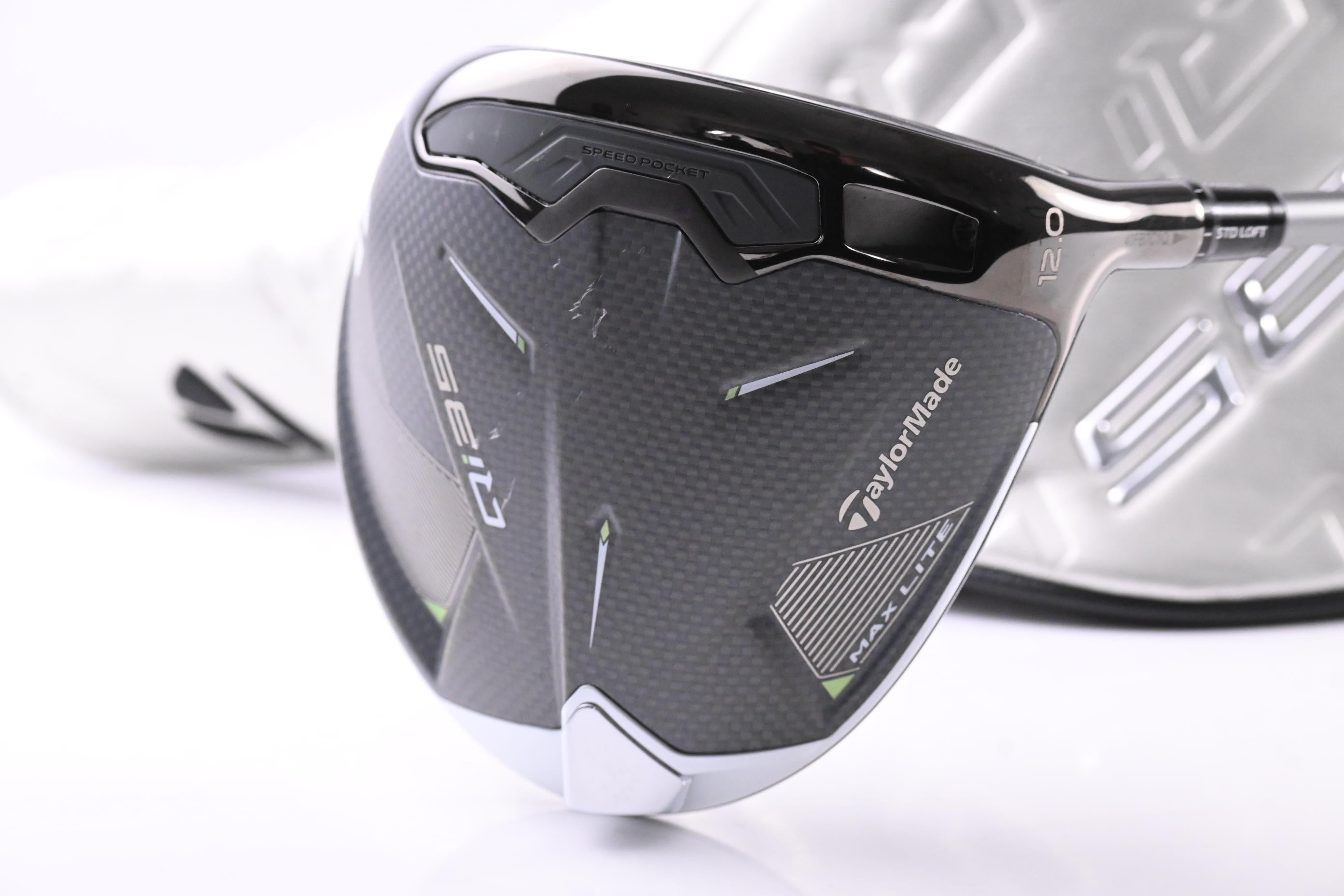 Taylormade Qi35 Max Lite Driver / 12 Degree / Regular Flex Fujikura Air Speeder 50