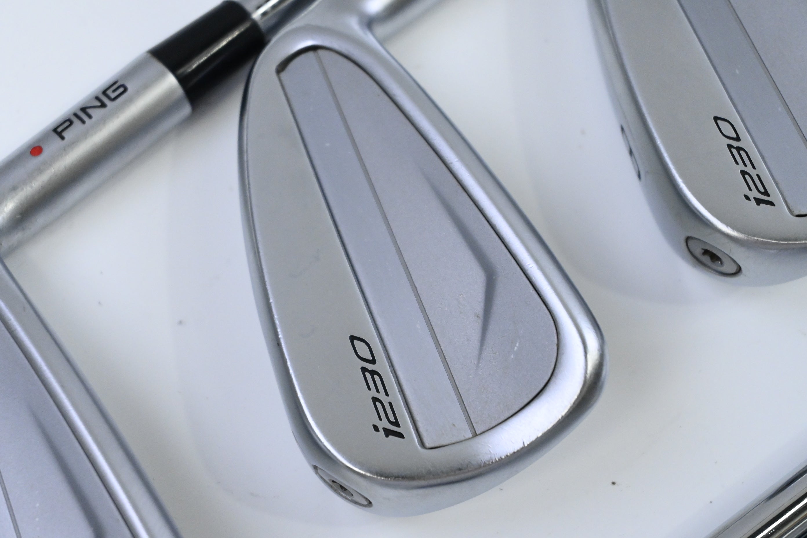 Ping i230 Irons / 6-PW+UW / Red Dot / Regular Flex Elevate MPH 85 Shafts