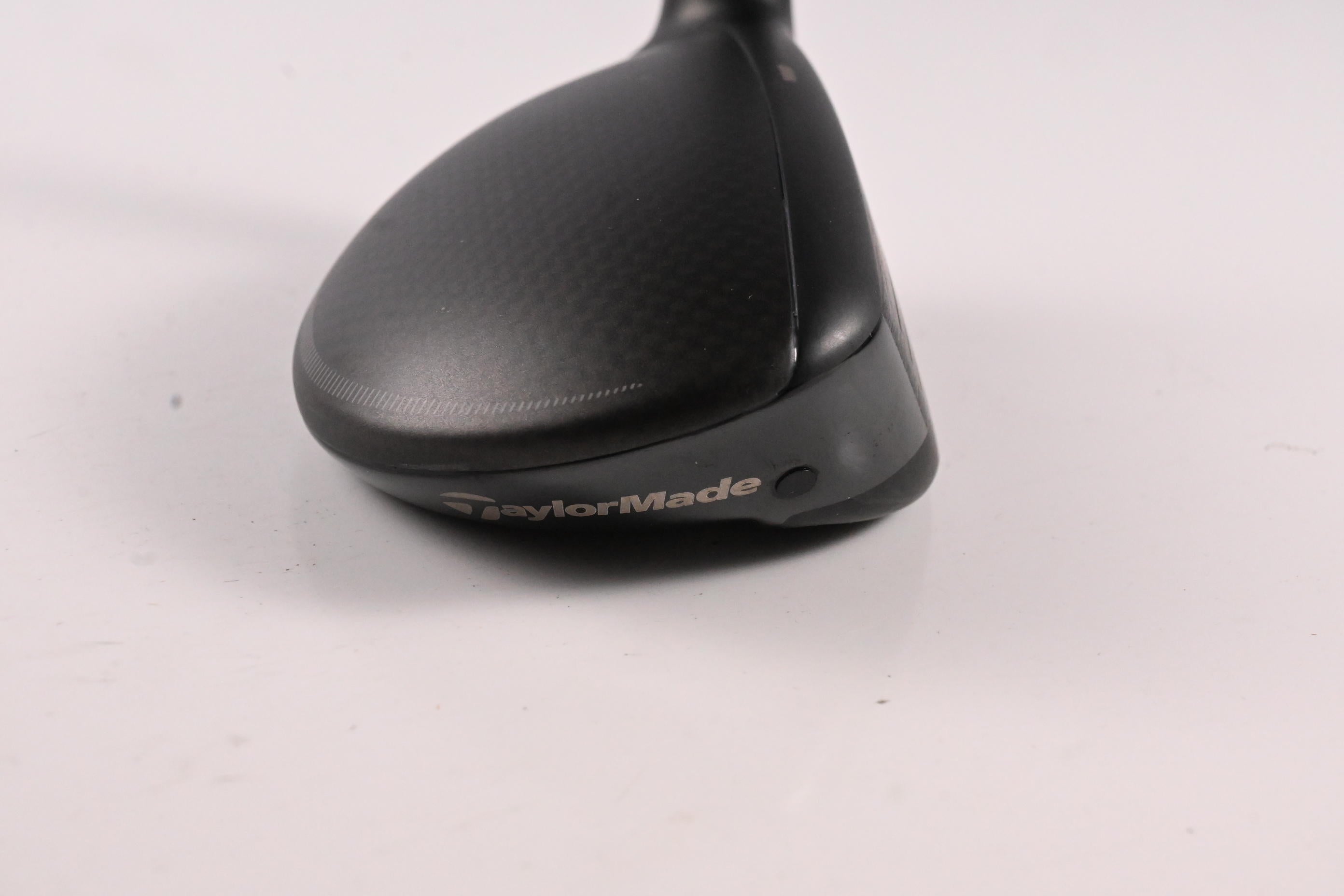 Taylormade Qi4D #3 Hybrid / 19 Degree / Regular Flex KBS Reax 65 Shaft