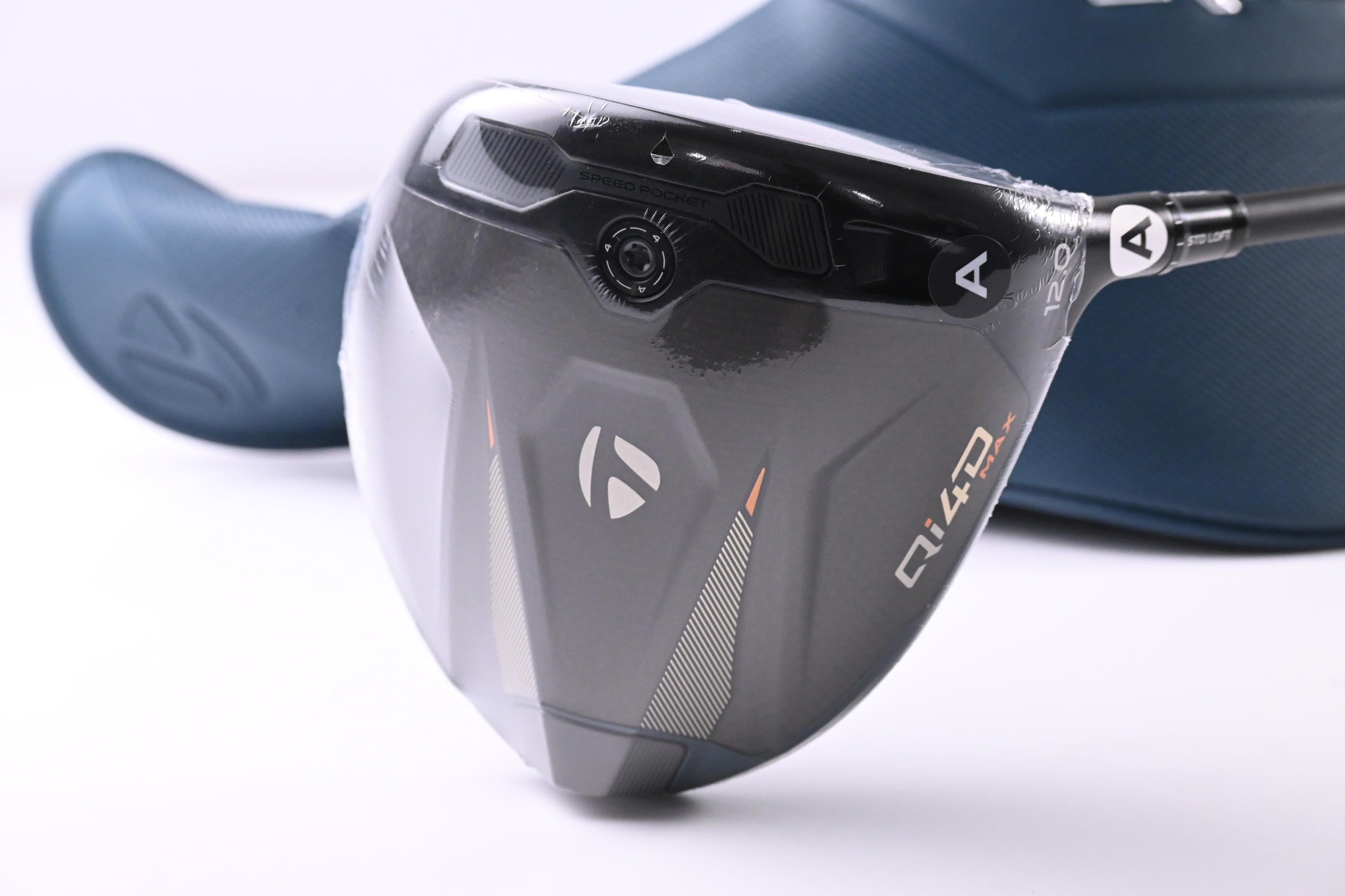 Taylormade Qi4D Max Driver / 12 Degree / Senior Flex REAX Blue 50 Shaft