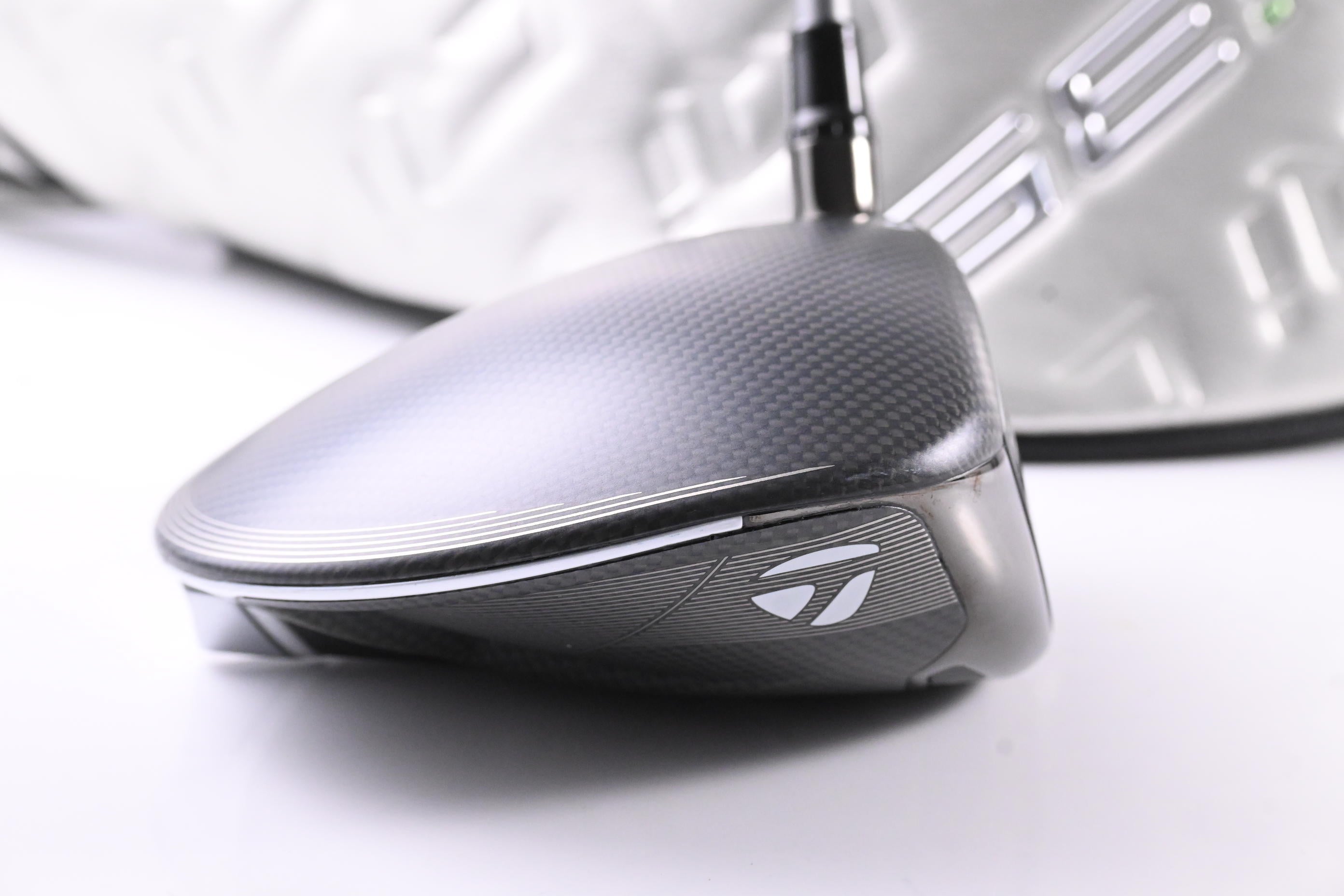 Taylormade Qi35 Max Lite Driver / 12 Degree / Regular Flex Fujikura Air Speeder 50