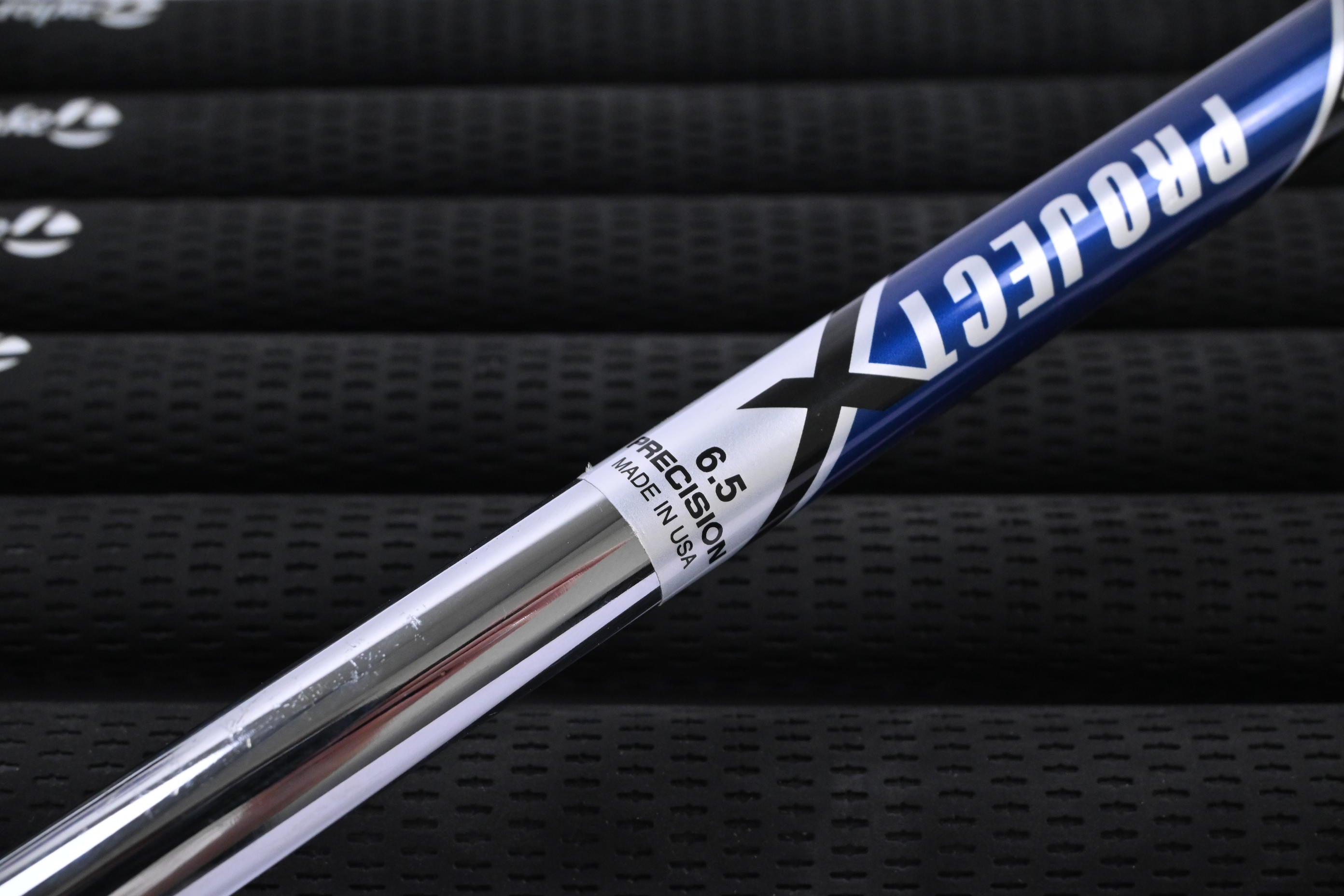 Taylormade P730/P760 Combo Irons / 4-PW / X-Flex Project X Rifle Shafts