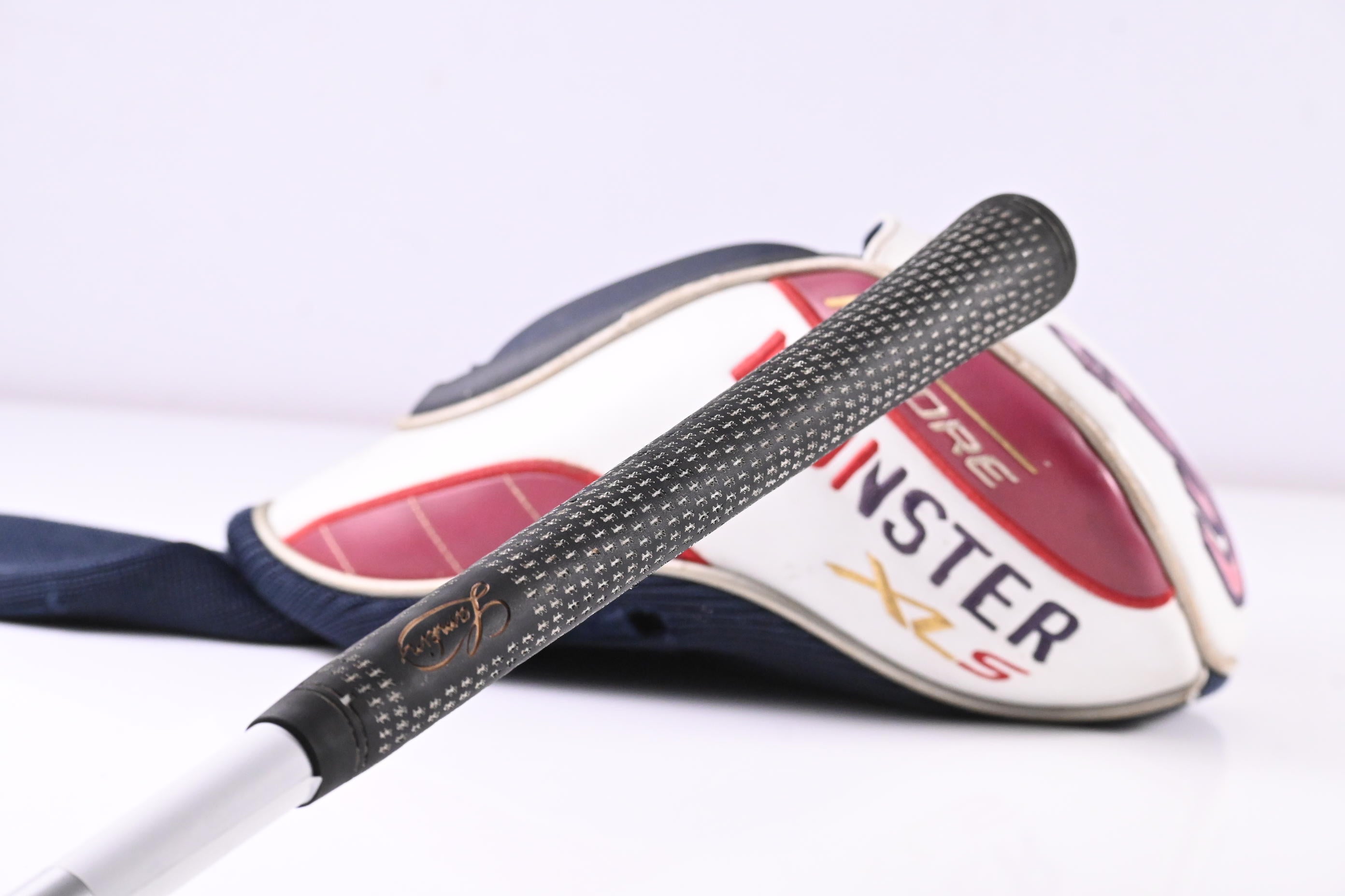 Cleveland HiBore Monster XLS Driver / 10.5 Degree / Regular Flex Pro Launch Blue